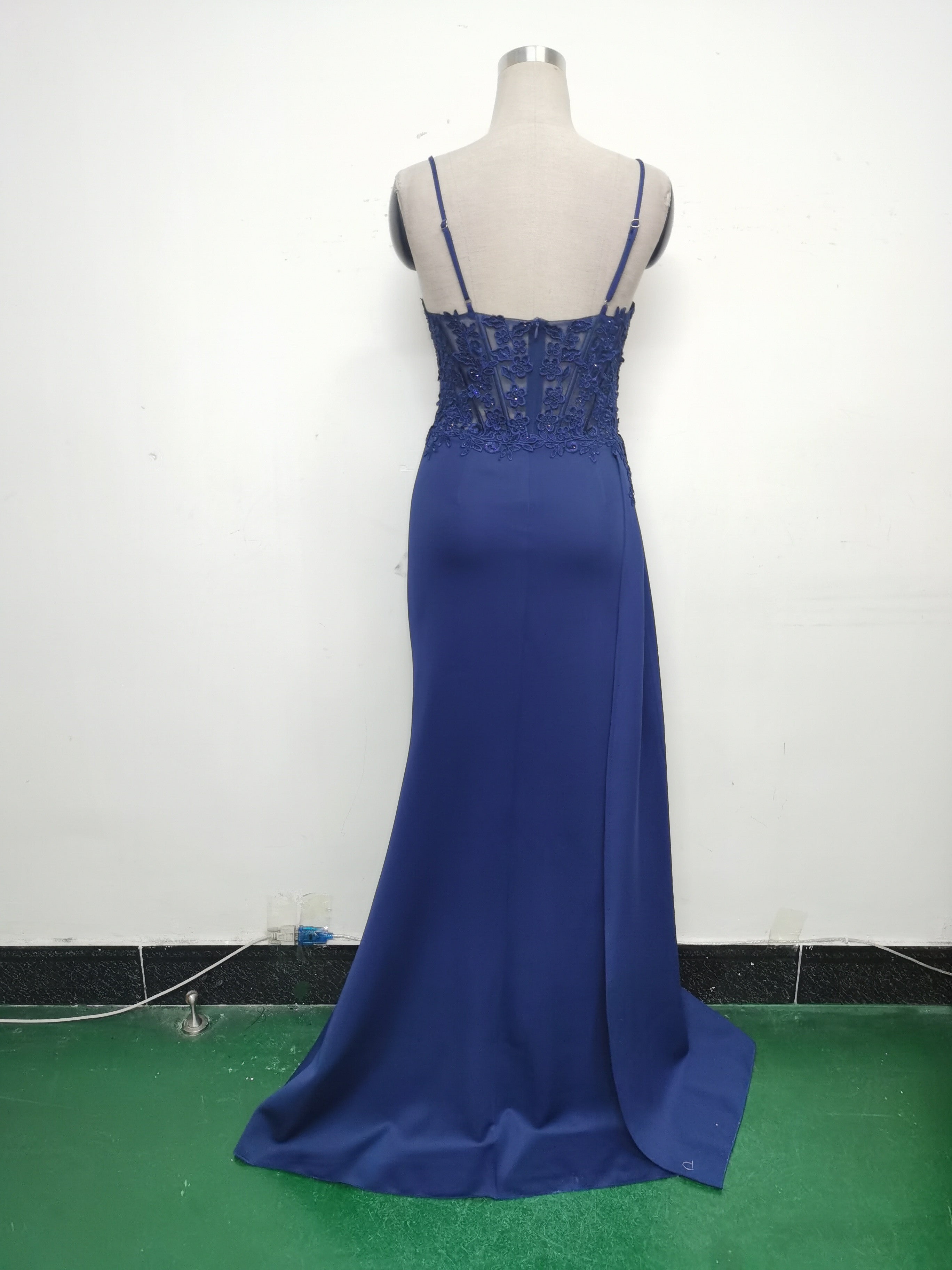 Women Beaded Flowered Fishbone Evening Dress 27