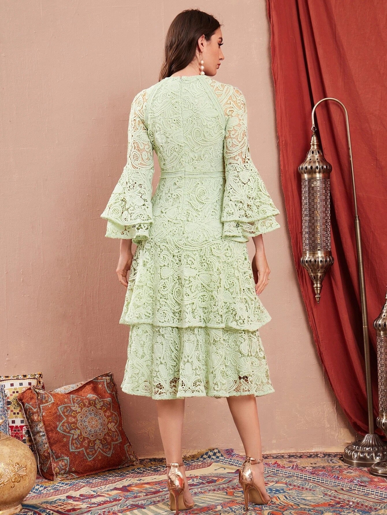 Bell-Bottom Sleeve Round Neck Multi-Layered Ruffled Lace Dress for Women 5