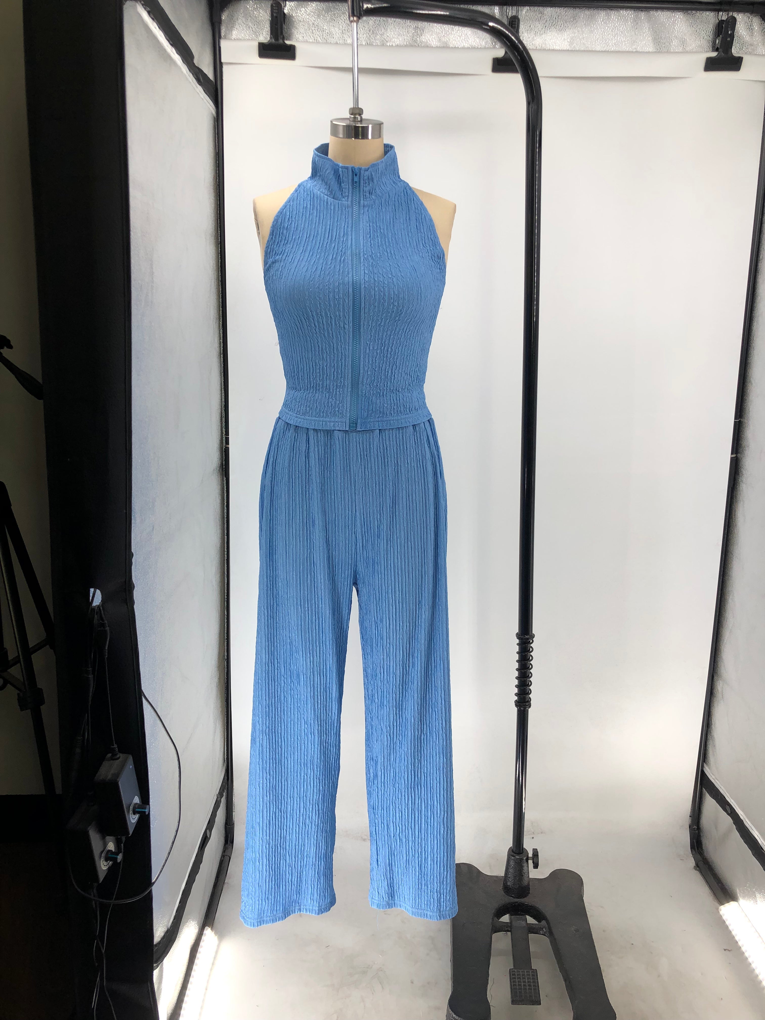 Summer Women’s Sleeveless Pleated Top and Casual Pants Set 12