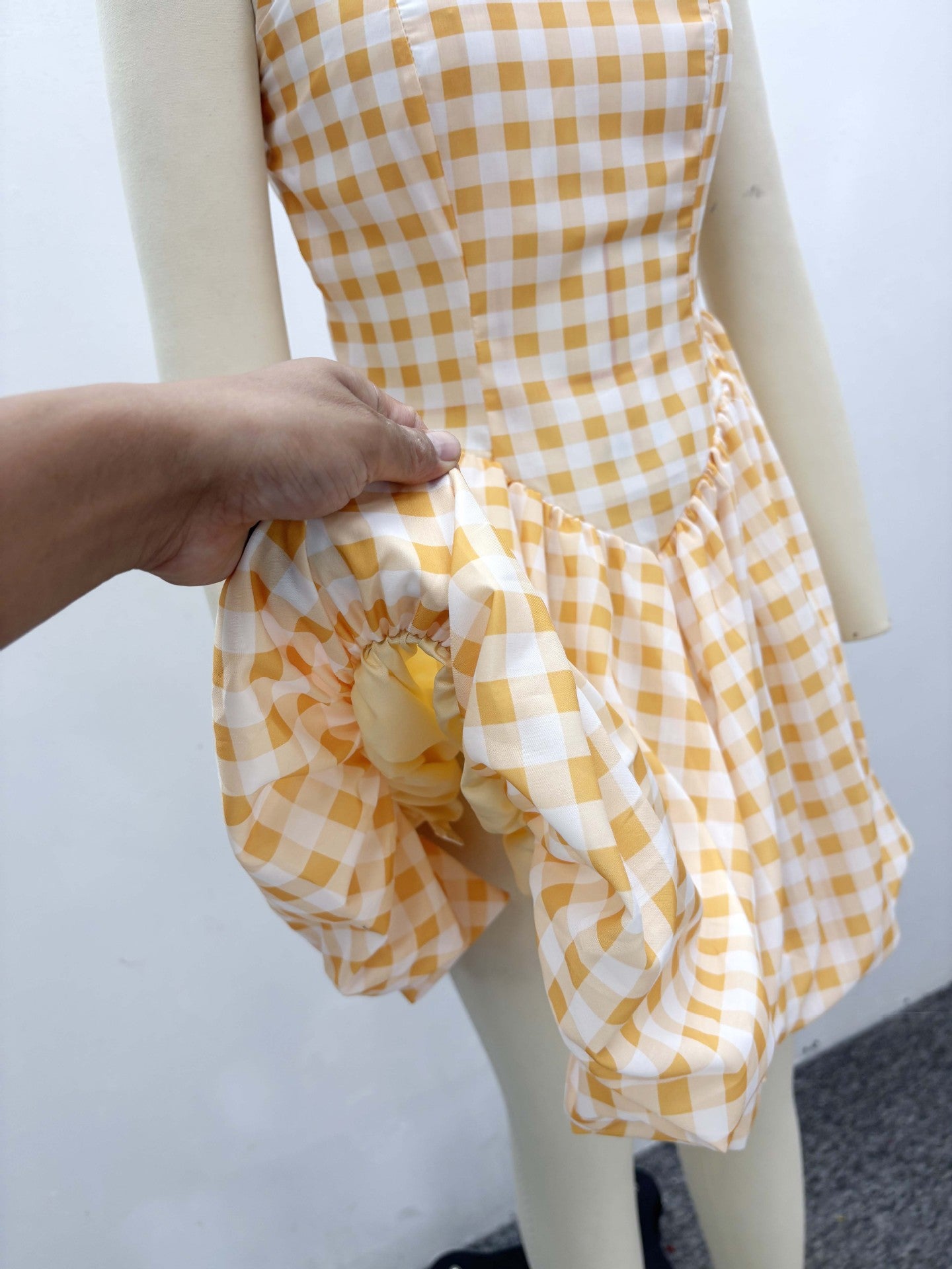 African Women sexy square-neck halter neck plaid dress 7