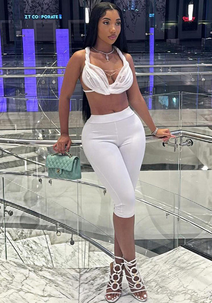 Fashionable and sexy Halter Neck Bra Top knee-length shorts sexy two piece set