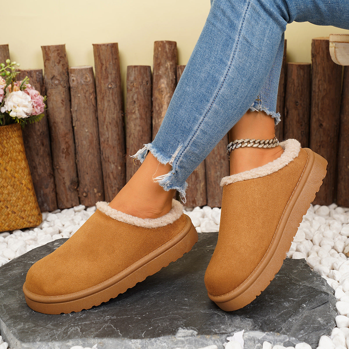 Women's Winter Plush Warm Fleece Soft Sole Round Toe Flat Bottom Slippers 4