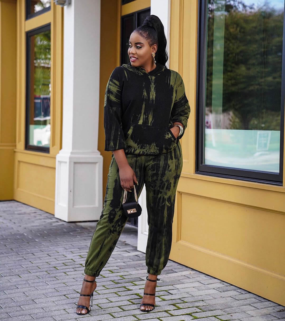 Plus Size Women's Printed Two-Piece Casual Set with Hat 3