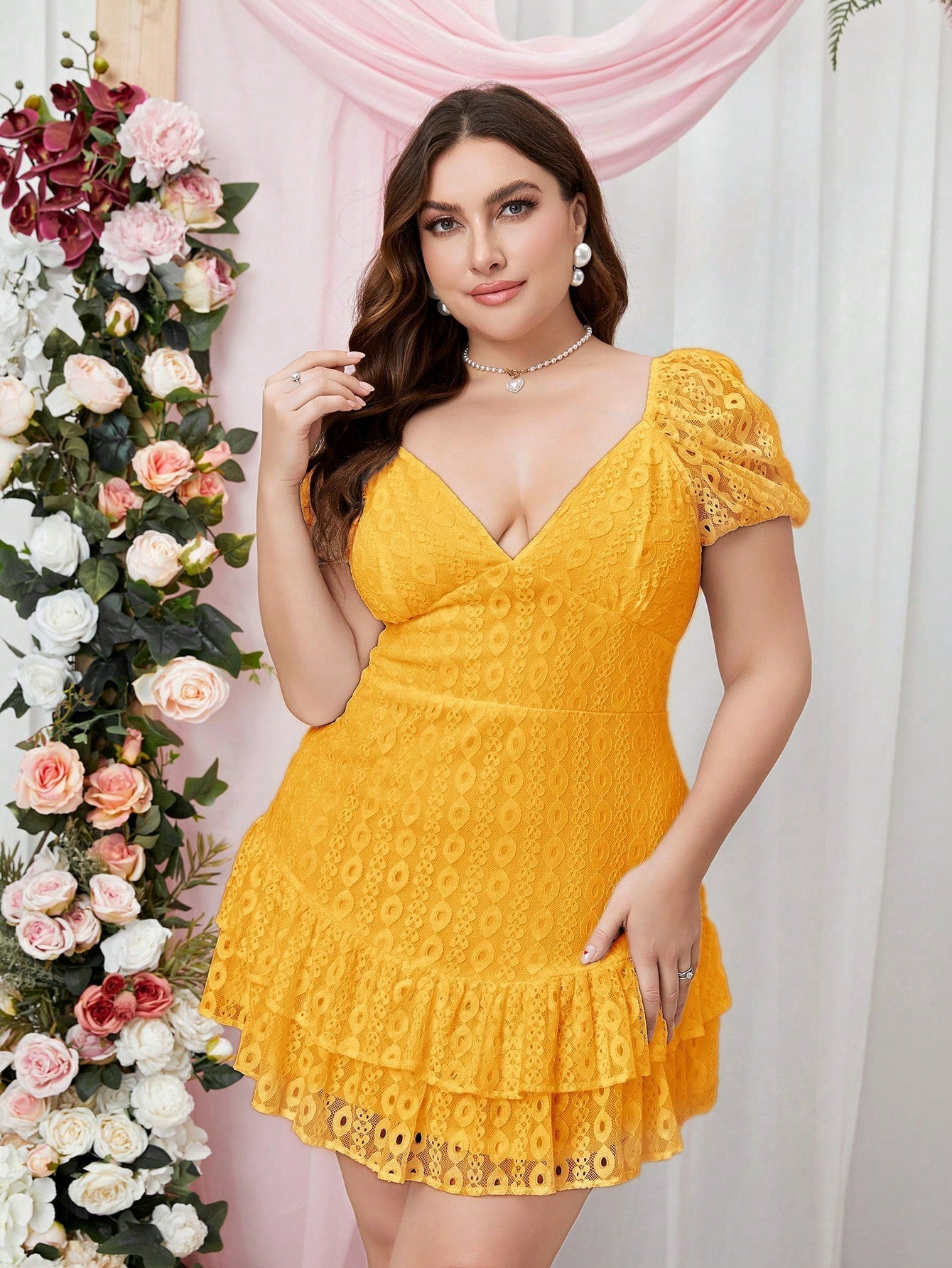 Plus Size Women Summer Short Sleeve V-neck Hollow Puff Sleeve Dress 17