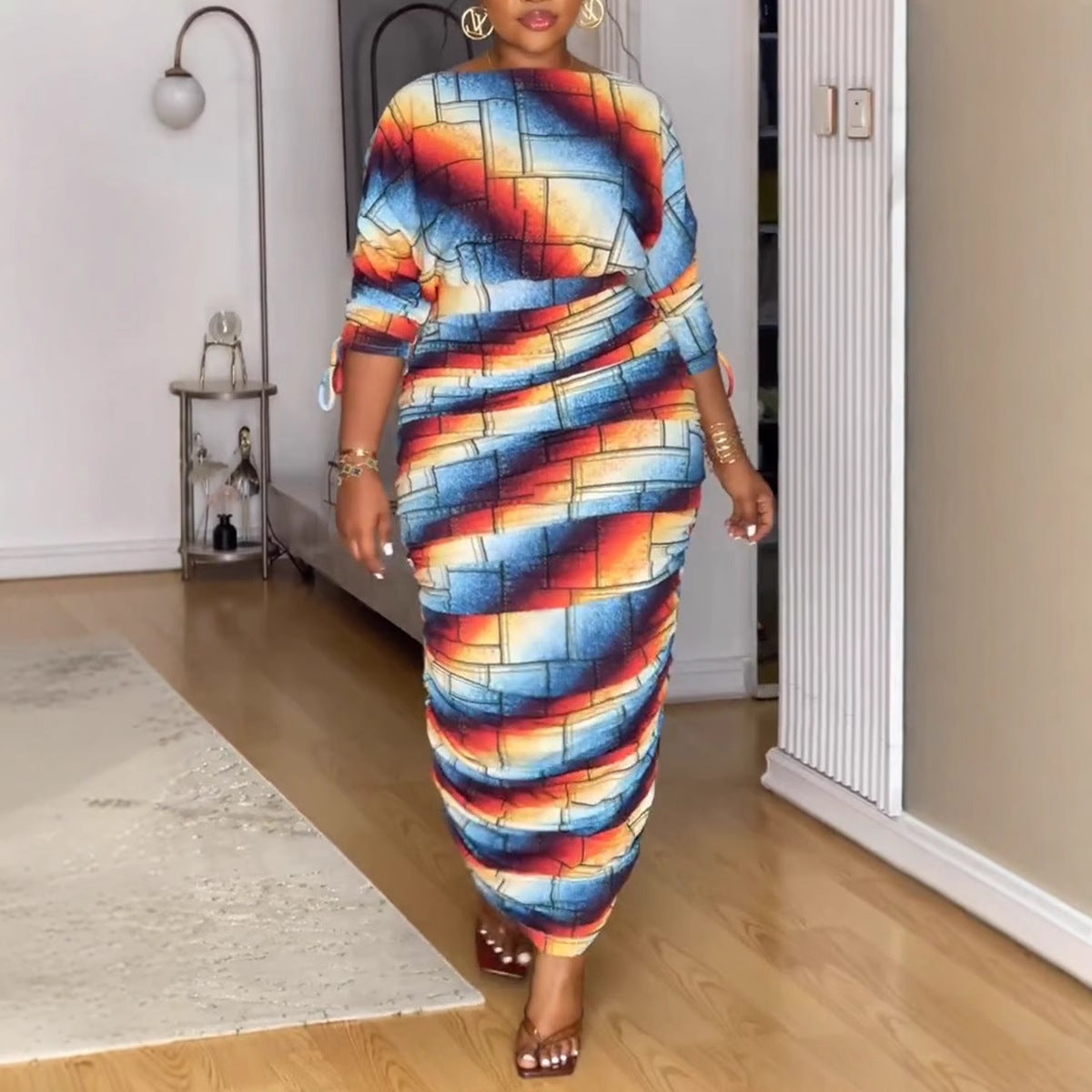 Printed Pleated Long-Sleeved Two-Piece Skirt Set 3