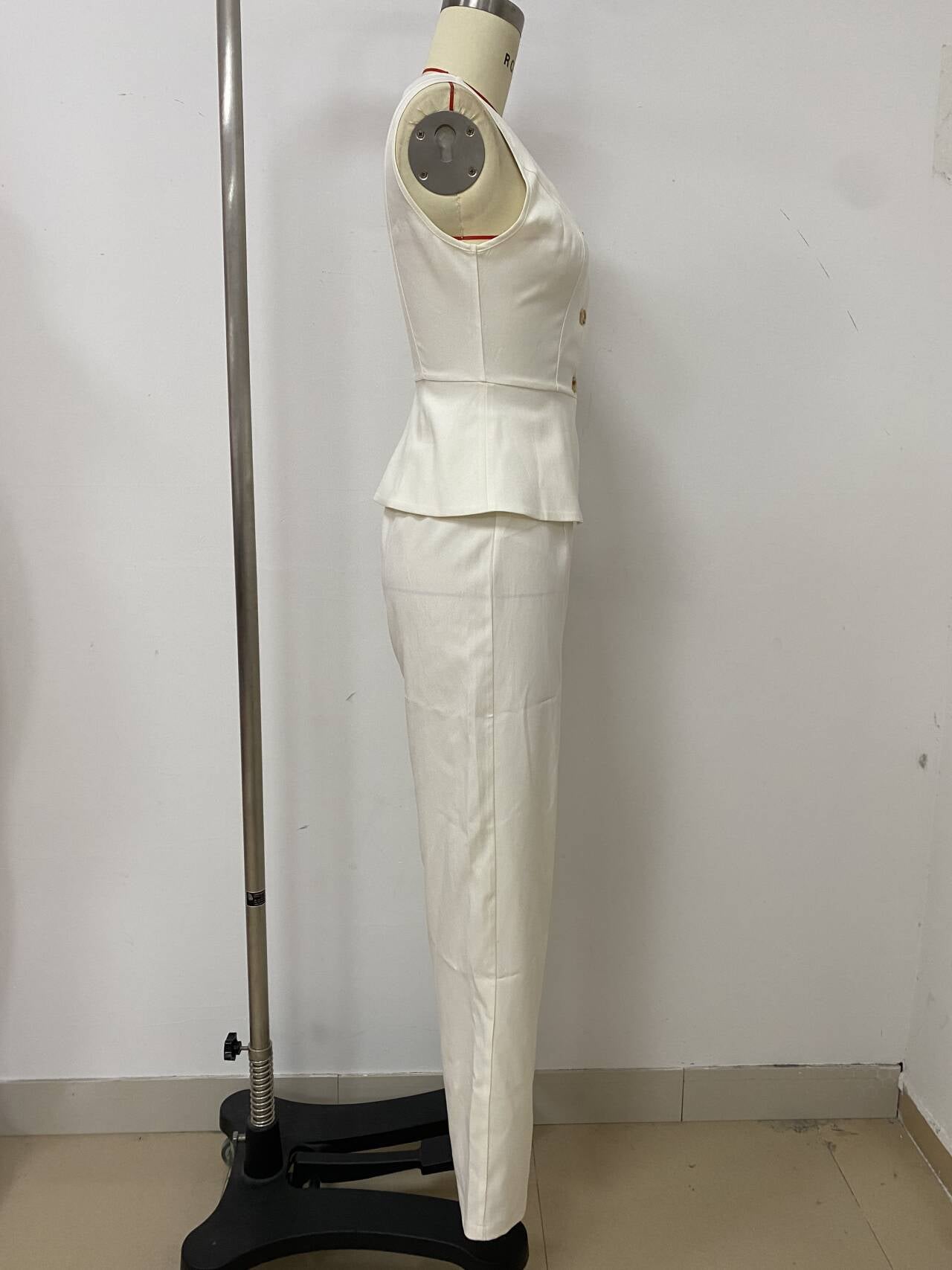 Summer Solid V-Neck Sleeveless Slim Vest High-Waist Trousers Two-Piece Set 8