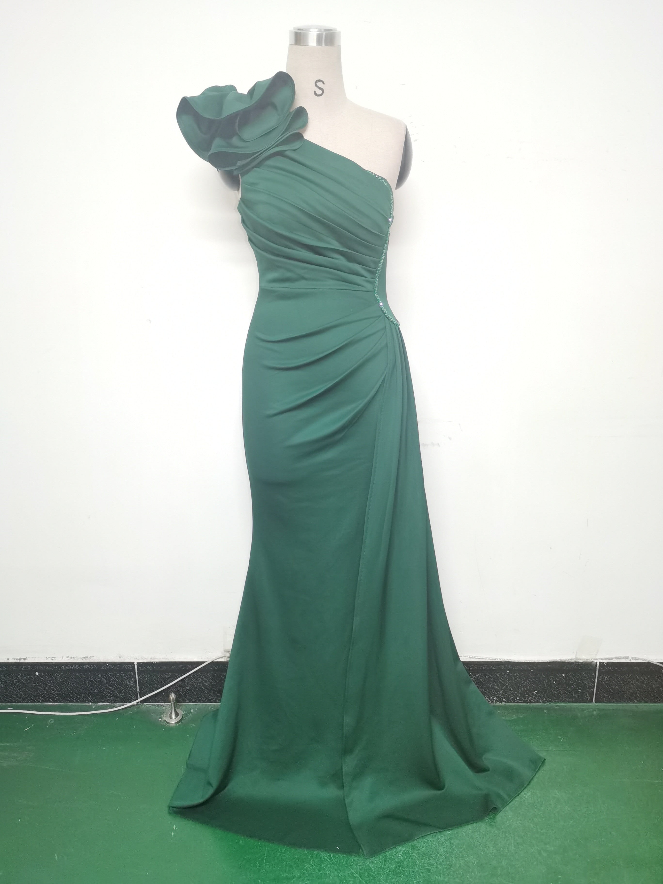 Elegant Flower Slash Shoulder Slit Evening Dress 22