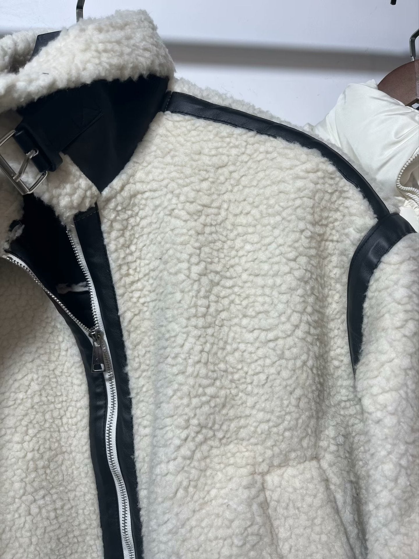 Women autumn and winter lamb wool coat 11