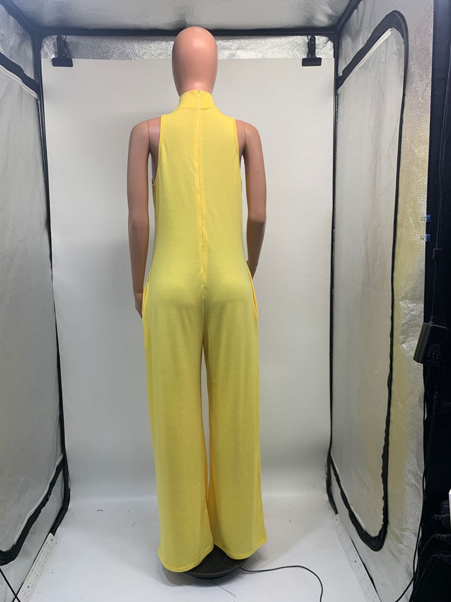 Women Solid Wide Leg Sleeveless Jumpsuit 16