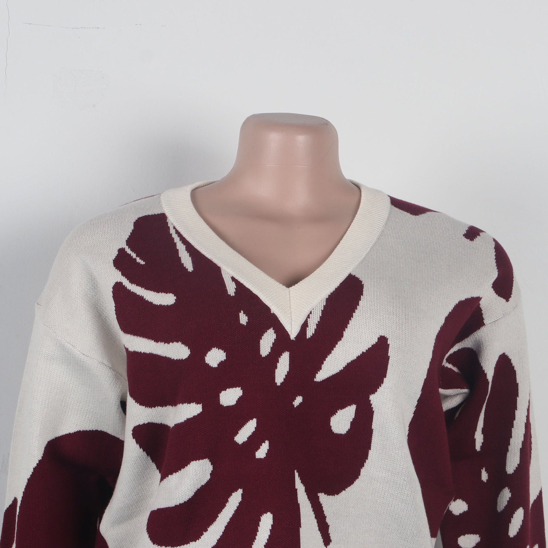 Sexy Leaf V-Neck Pullover Long-Sleeved Sweater Two-Piece Set 30