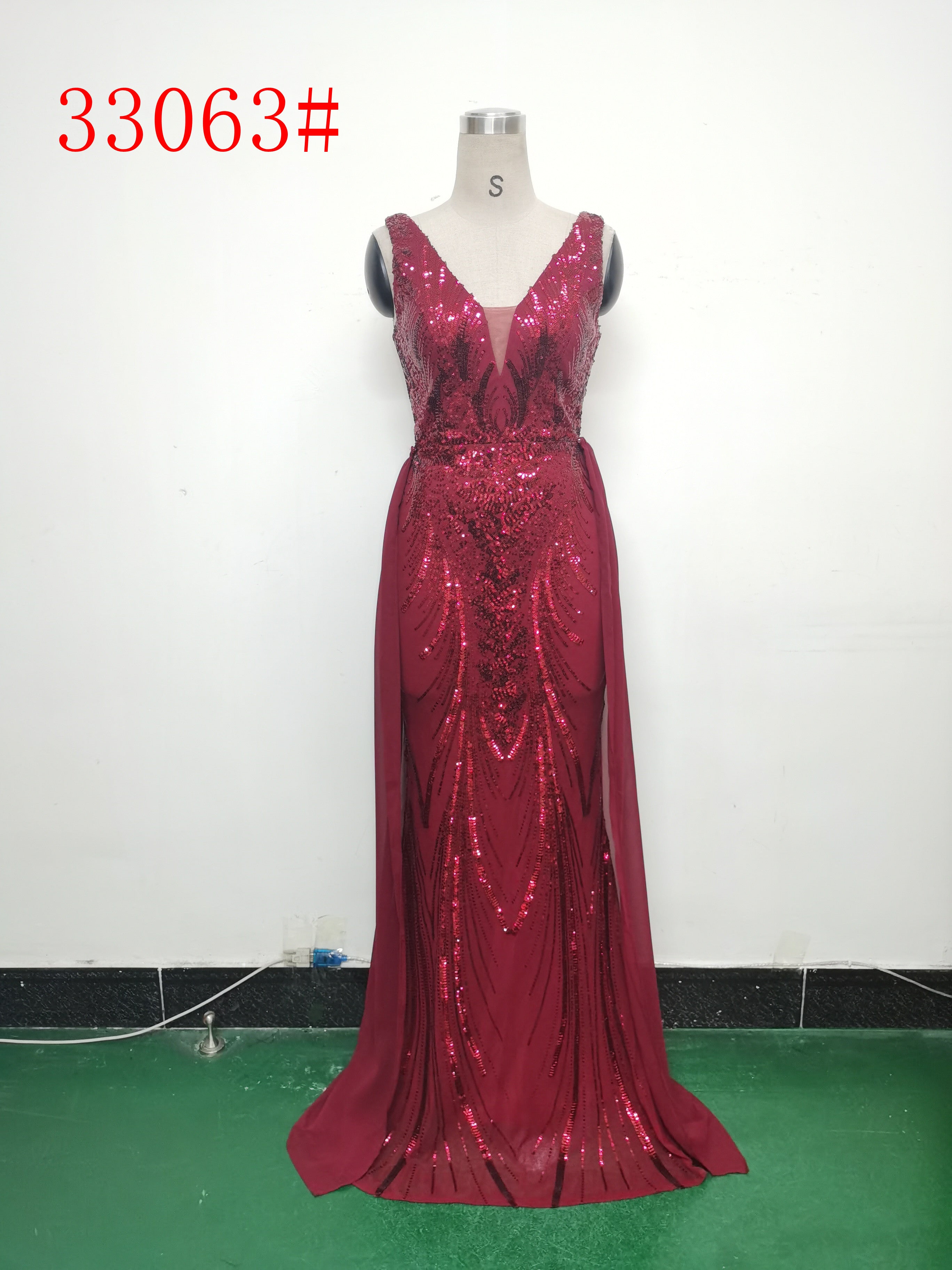 Elegant Sequin Rhinestone Chain Evening Dress 28