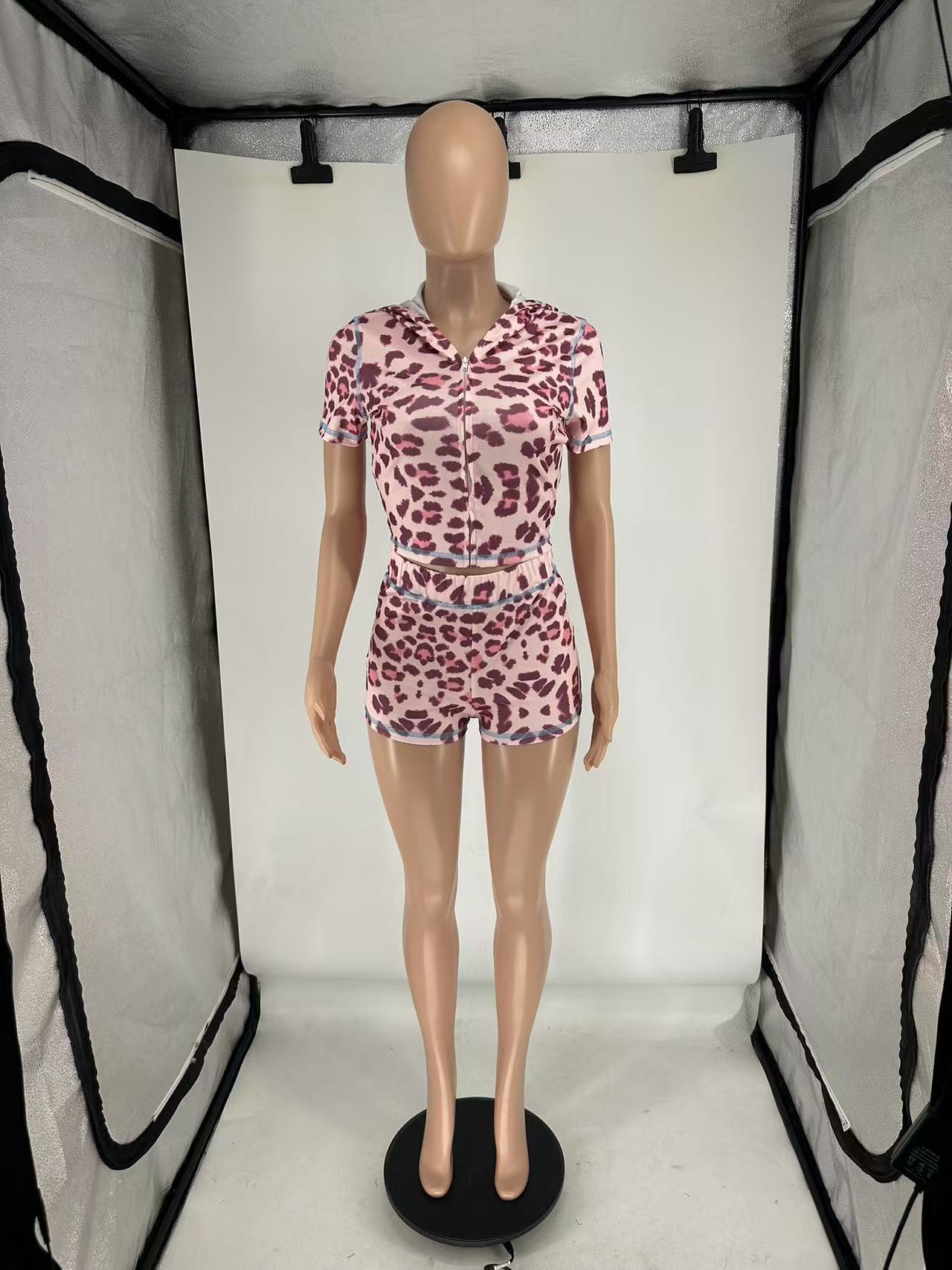 Leopard Print Zip-Up Hooded Tight-Fit Two Piece Shorts Set 20