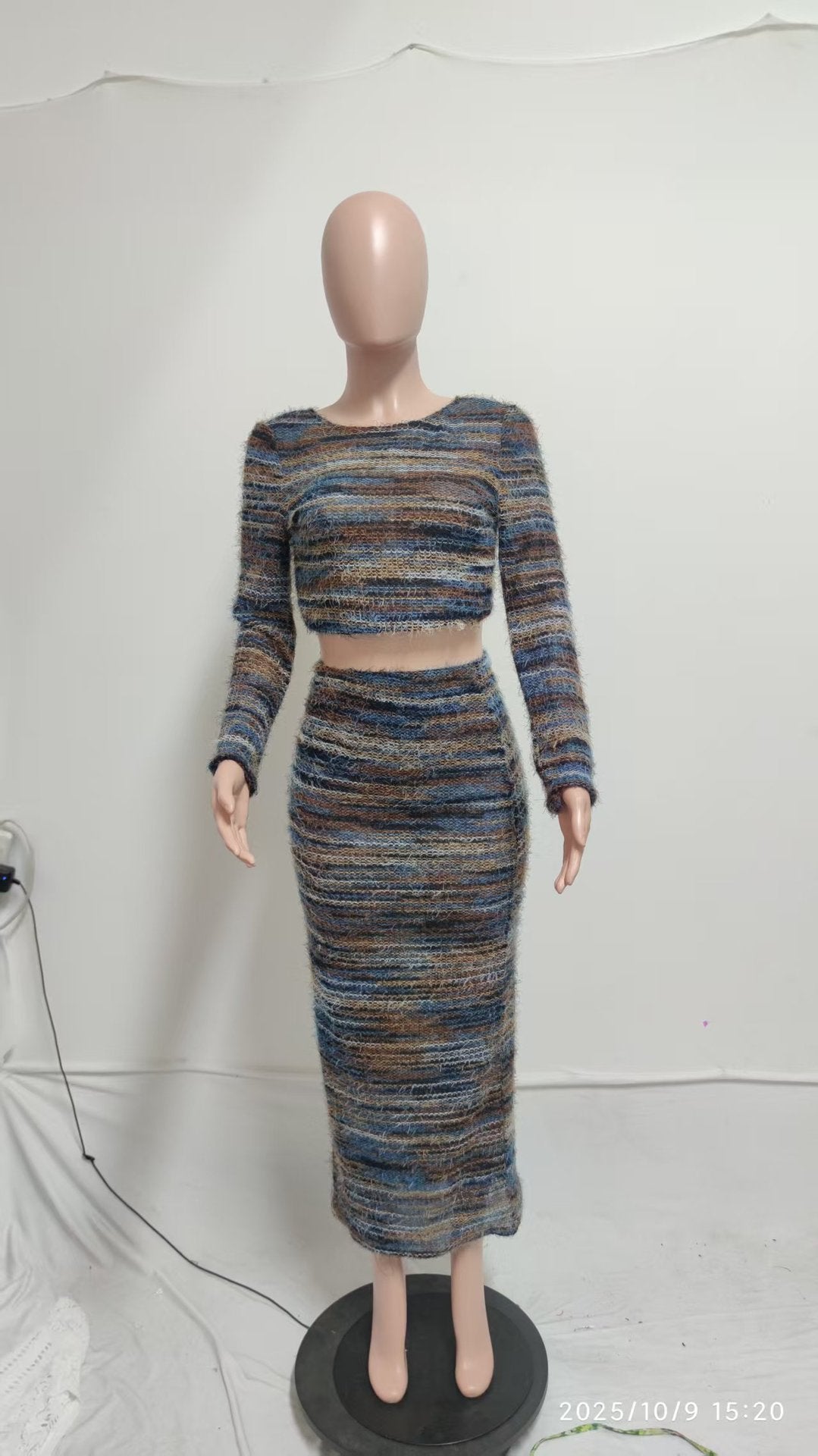 Women's Fashion Knitting Stripes Long Sleeve Two Piece Skirt Set 6