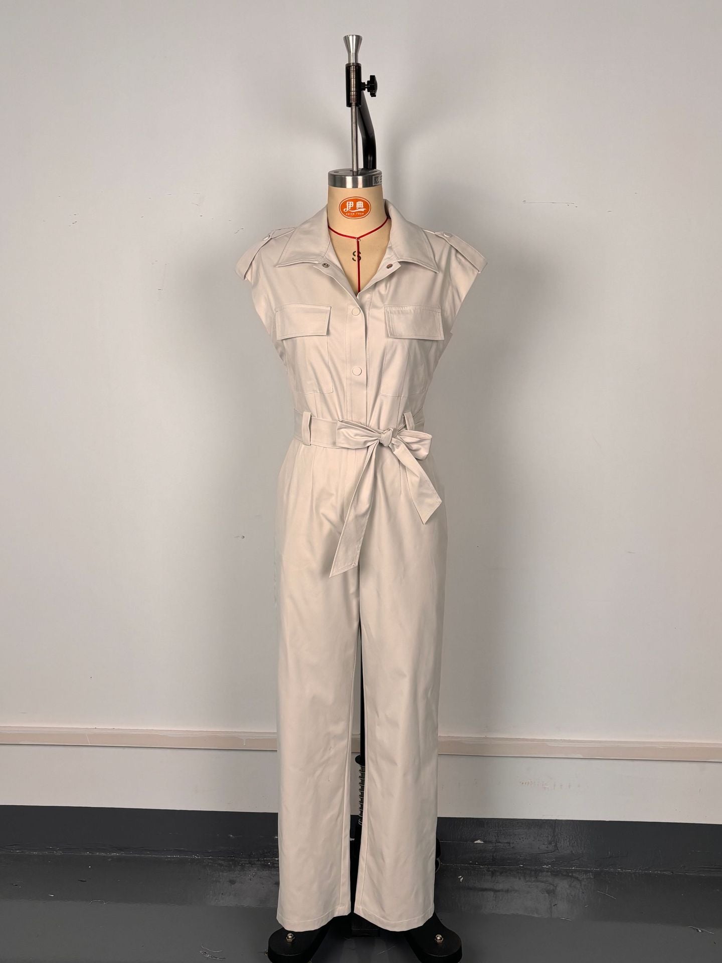 Women Sleeveless Cargo Wide Leg Jumpsuit 9