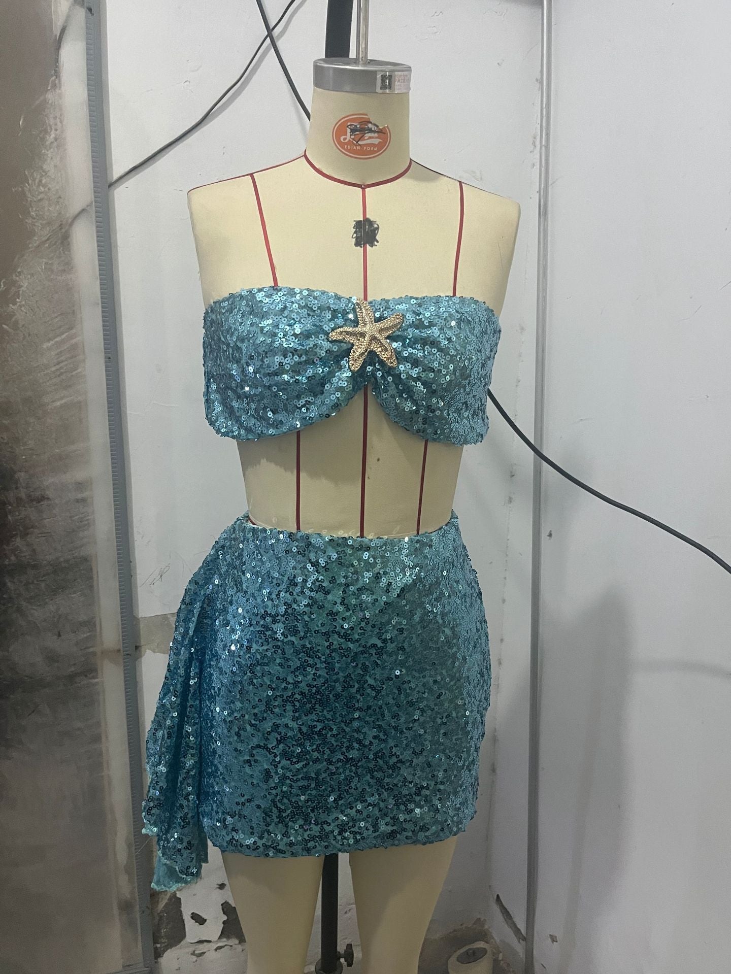 Blue Strapless sexy Holidays sequins slim skirt set 4