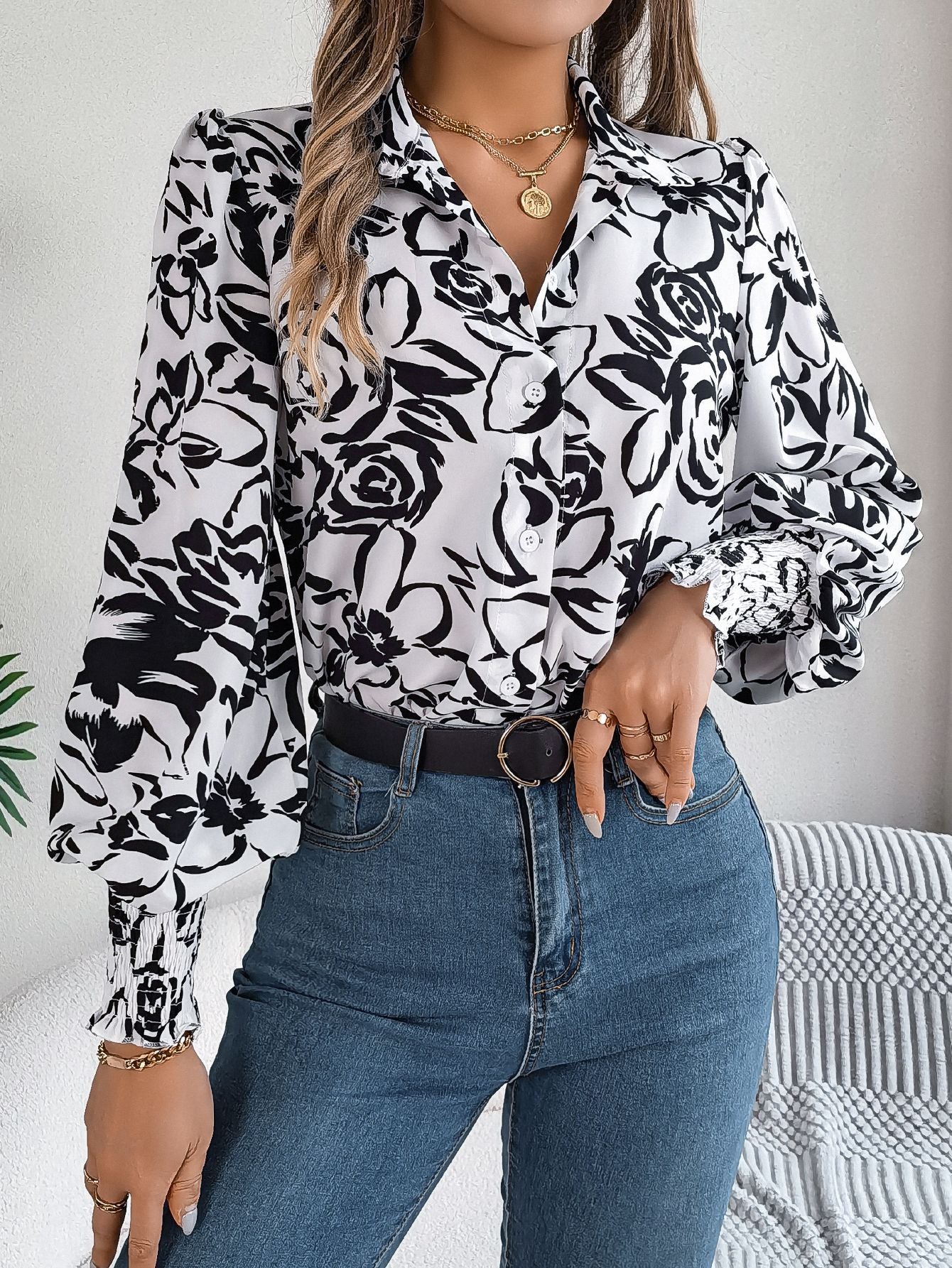 Autumn Winter Elegant Contrast Color Flower Printed Lantern Sleeve Turndown Collar Women's Shirt 8