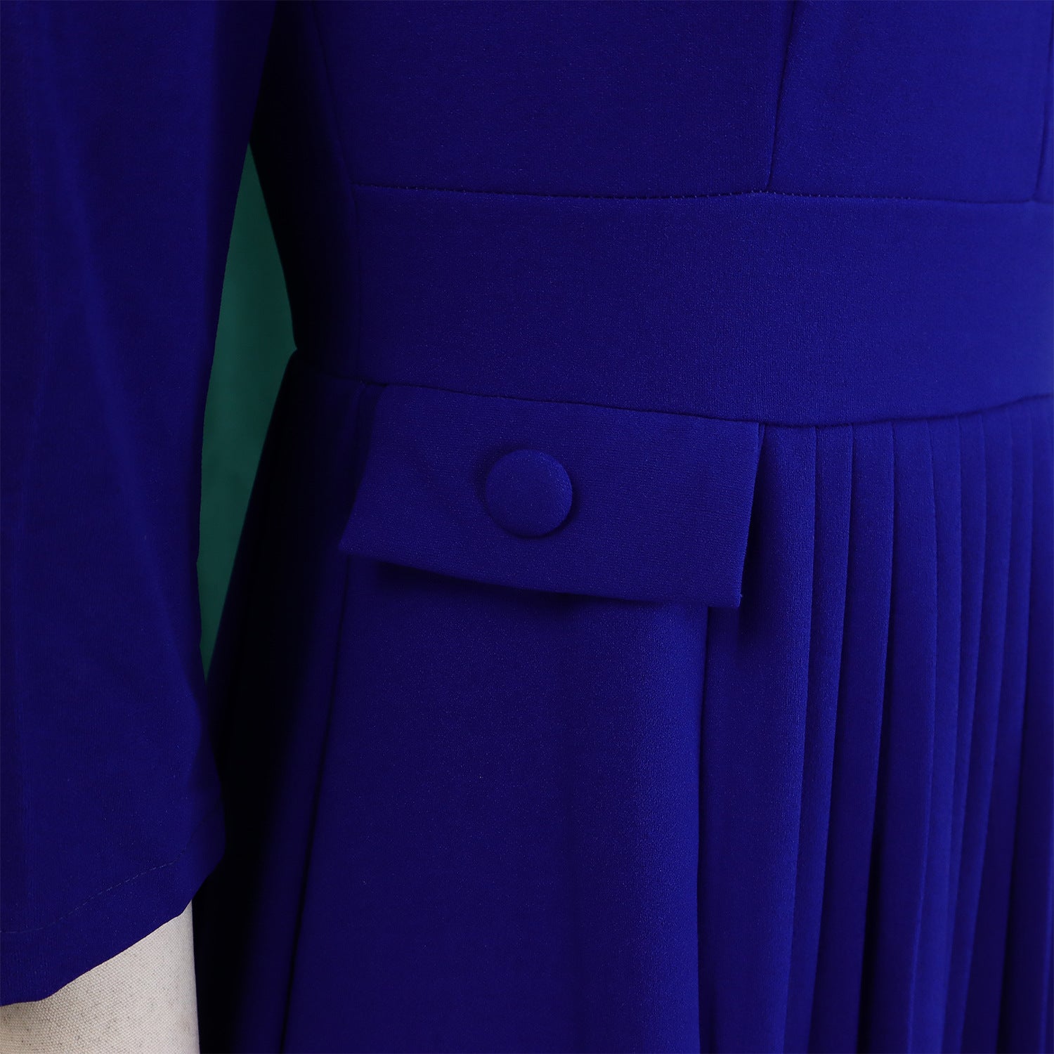 Plus Size African Women Autumn Elegant Solid Pleated Dress 23