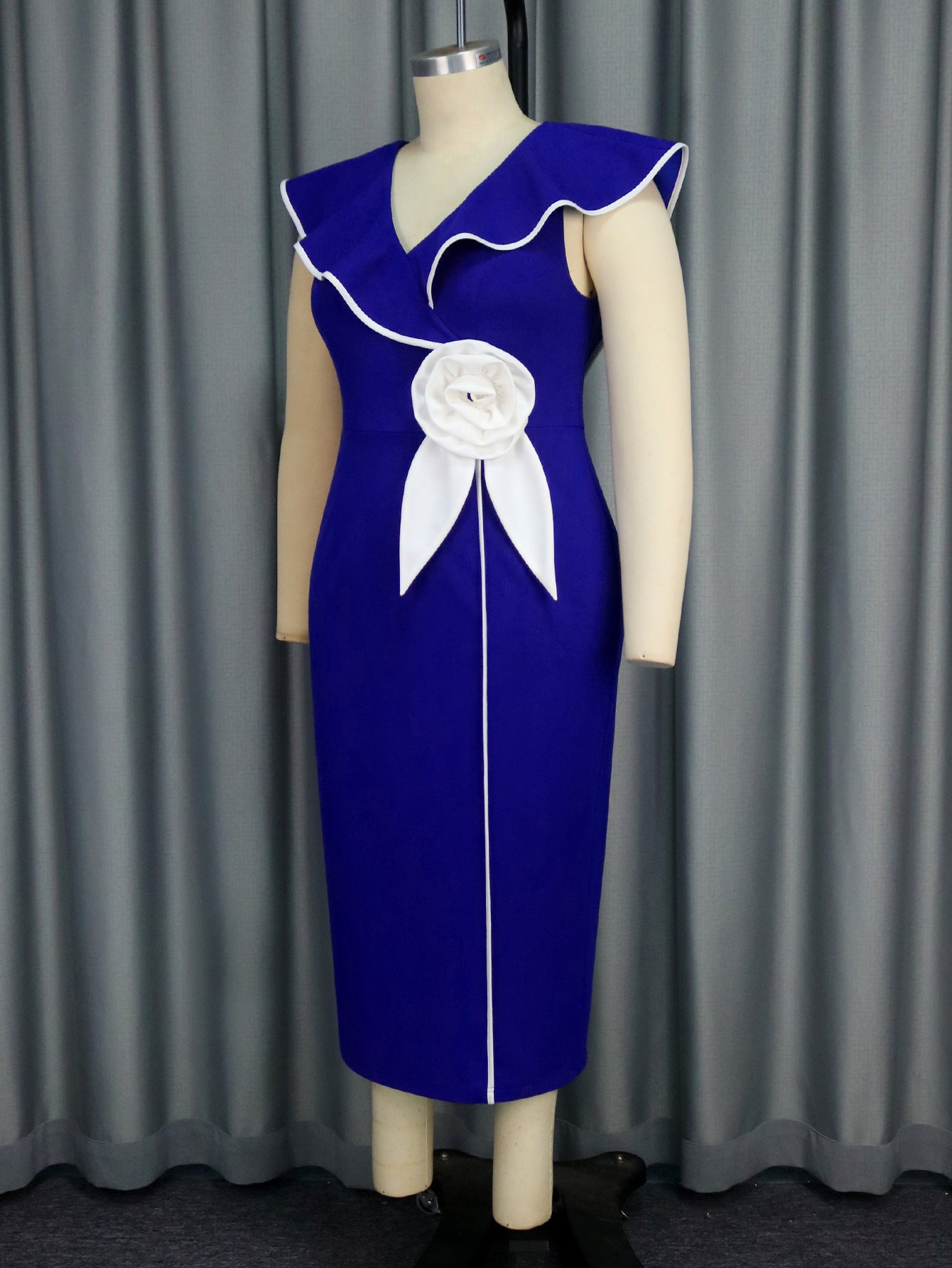 Plus-Size Contrast Flower Ruffle Sleeve Elegant Chic Formal Party Dress 7