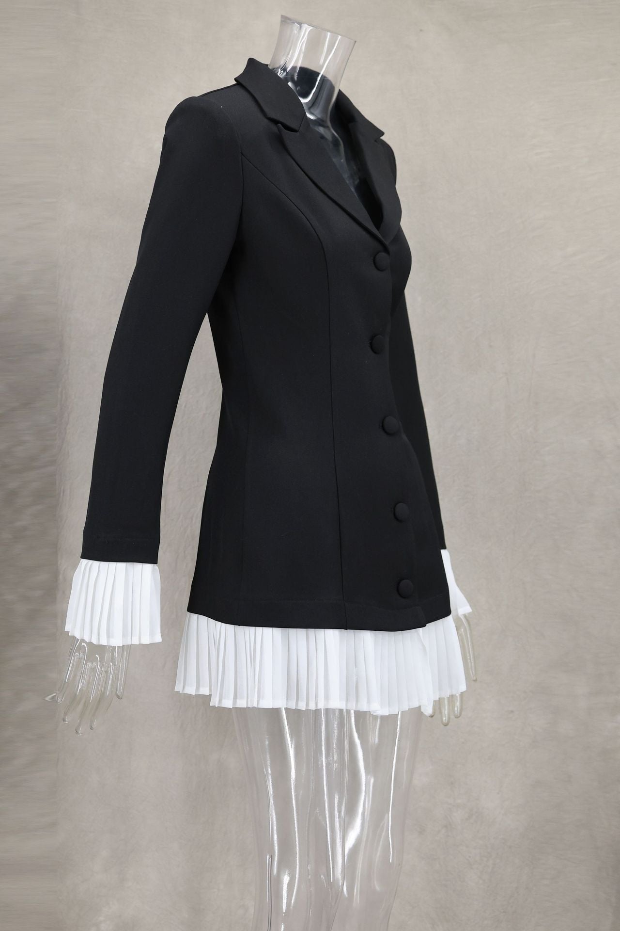 Women Spring and Summer Black and White Contrast Pleated Ruffle Blazer Dress 11