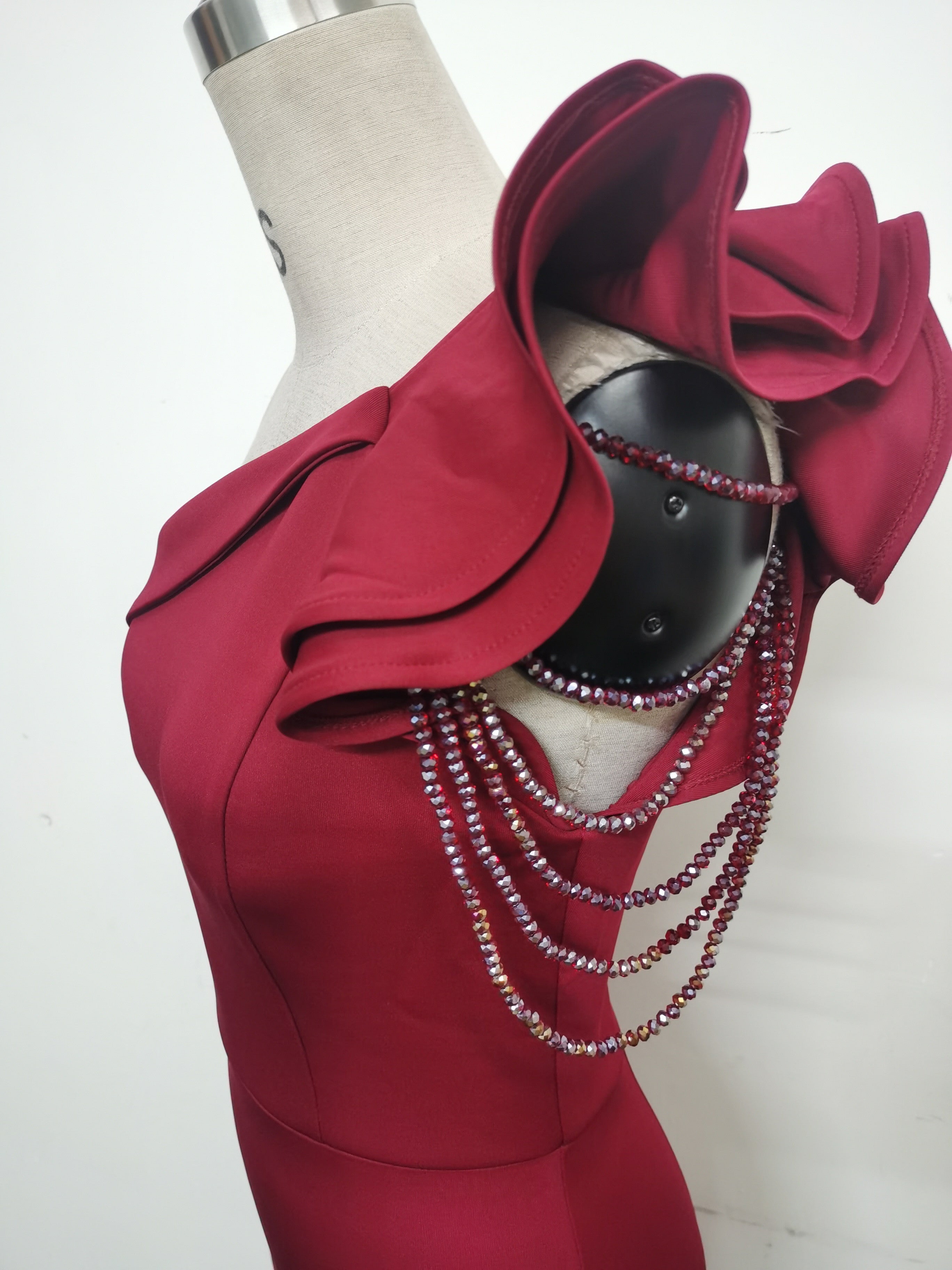 Women Lotus Leaf Shoulder Slash Shoulder Beaded Beaded Evening Dress 23