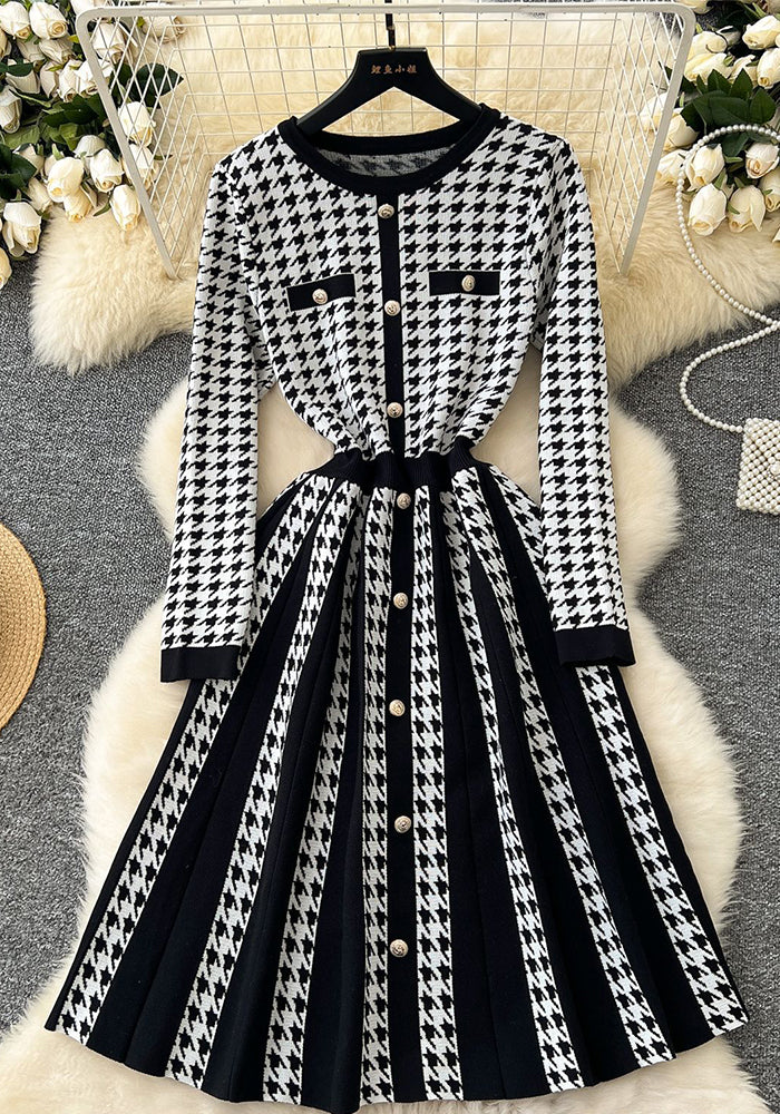 Women Autumn and Winter Metal Button Contrast Pleated Houndstooth Dress