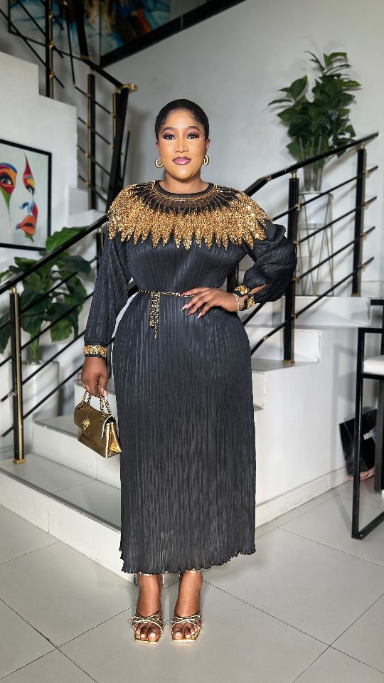 Luxury Sequin Cape Patch Slim Waist Pleated Loose Long Dress 3