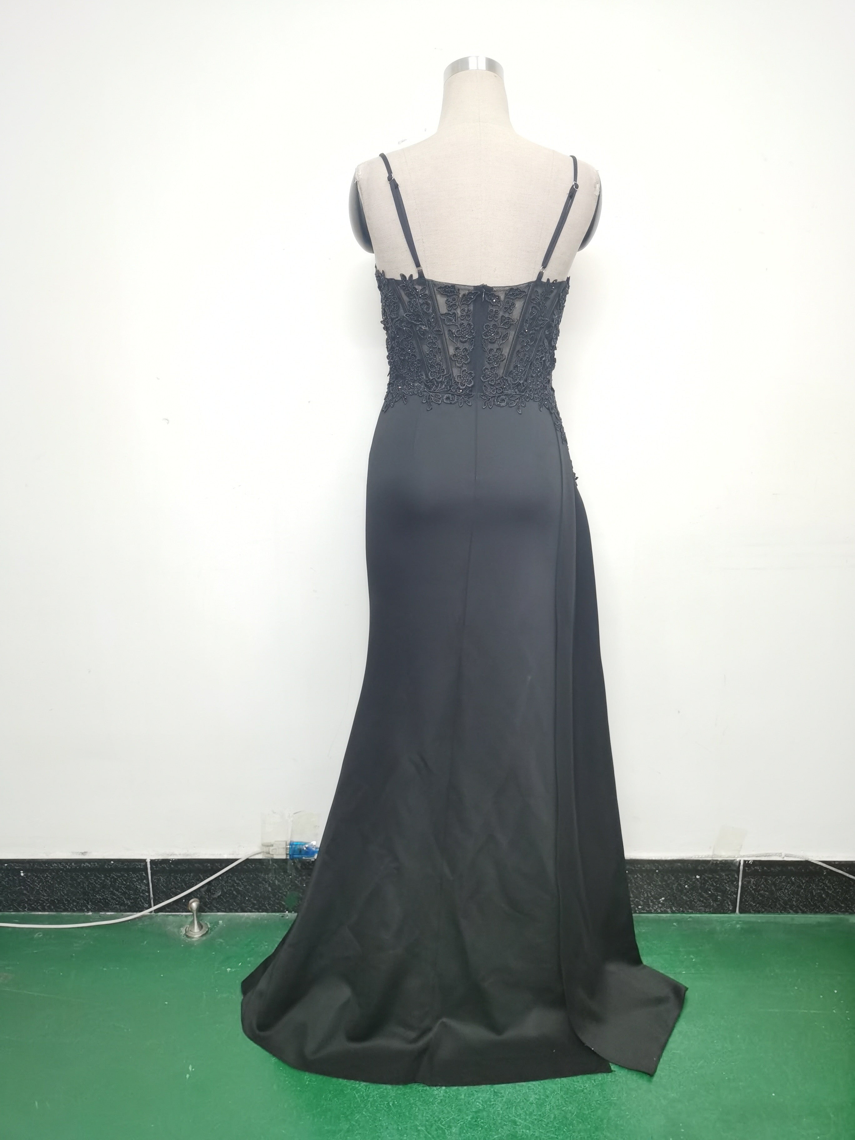 Women Beaded Flowered Fishbone Evening Dress 31