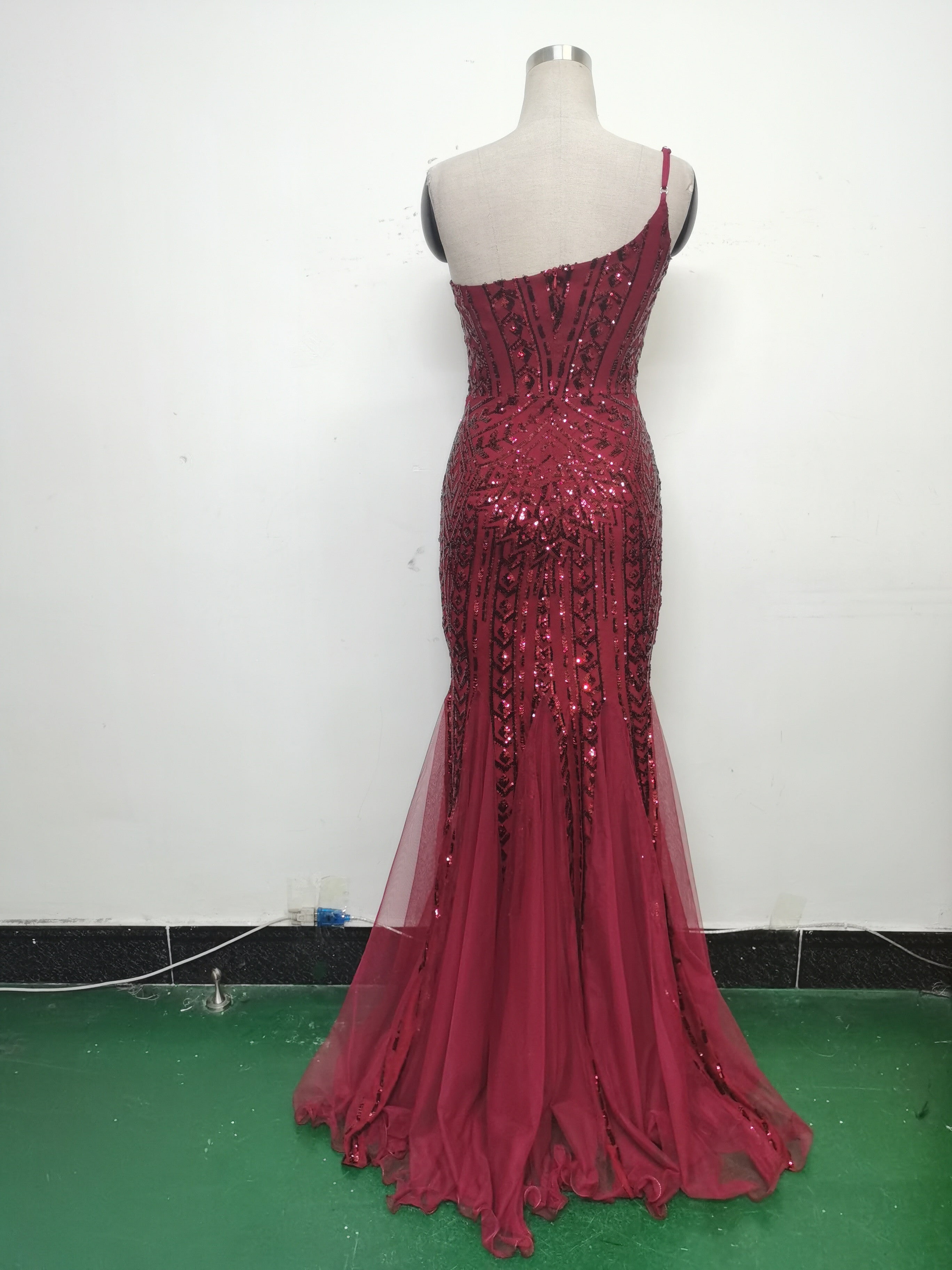 Sexy One Shoulder Sequins Mesh Patchwork Evening Dress 69