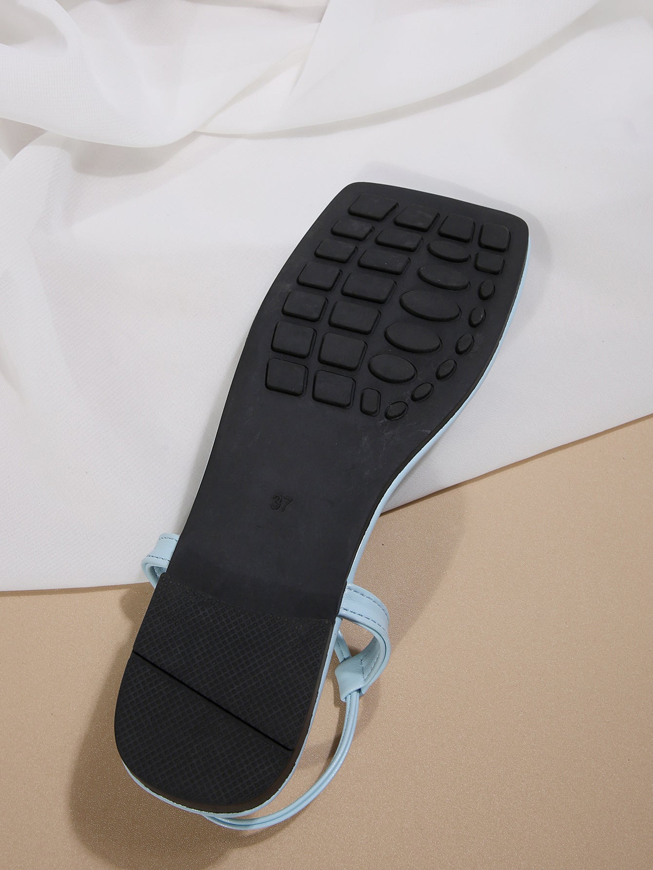 Women's Flip Flops Metal-Decorated Beach Sandals 10