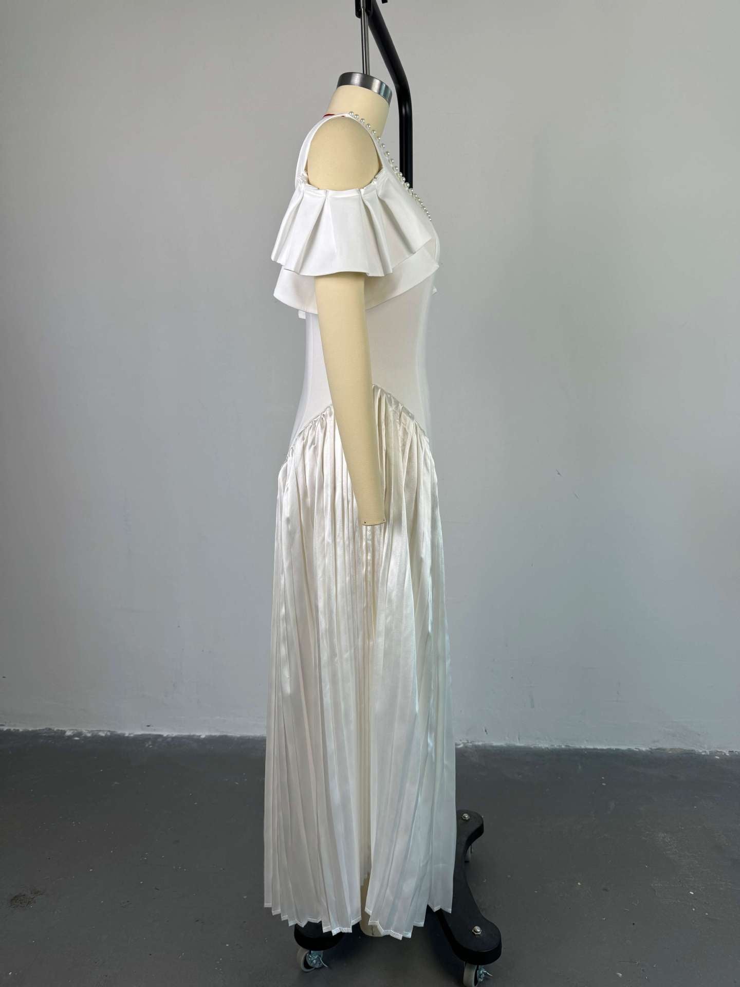 Women's Summer Chic Elegant U-Neck Ruffle Sleeve High Waist Pleated Long Dress 8