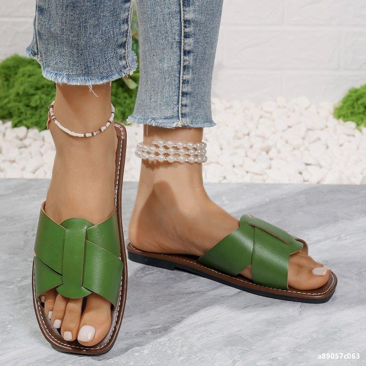 Summer Plus Size women's fashionable leather flip flops outdoor wear flat slippers 16