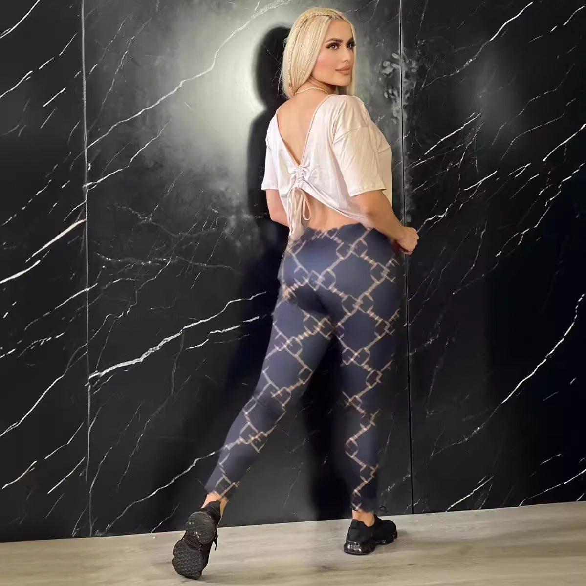 Women's Spring Printed Low Back T-shirt Pants Casual Two Piece Set 3