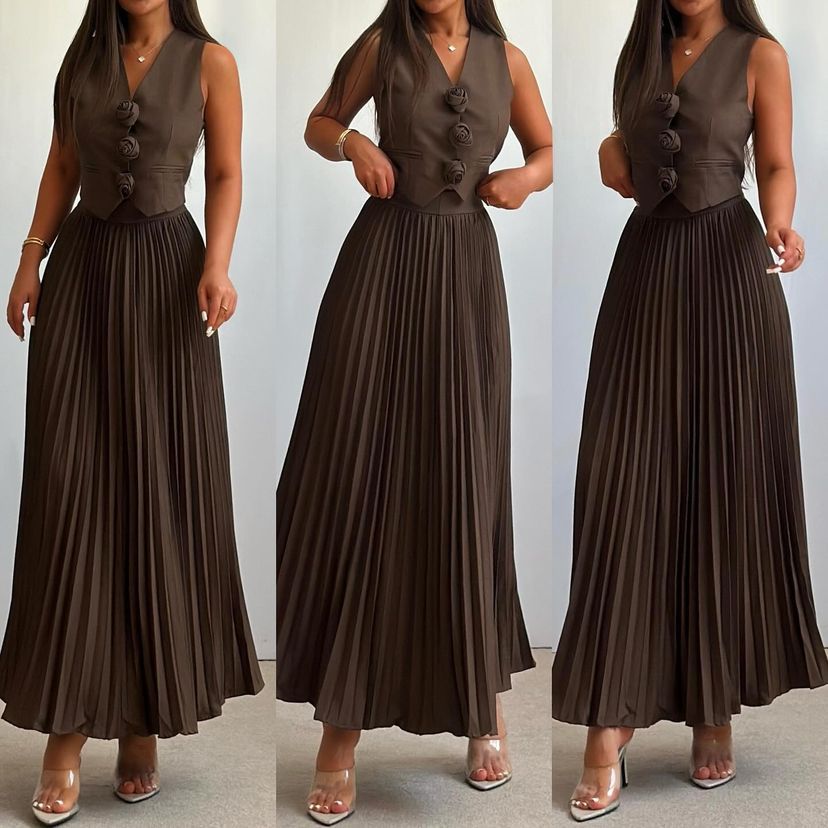 Women's Summer Flower Sleeveless Vest Top Pleated Long Skirt Two-Piece Set 4