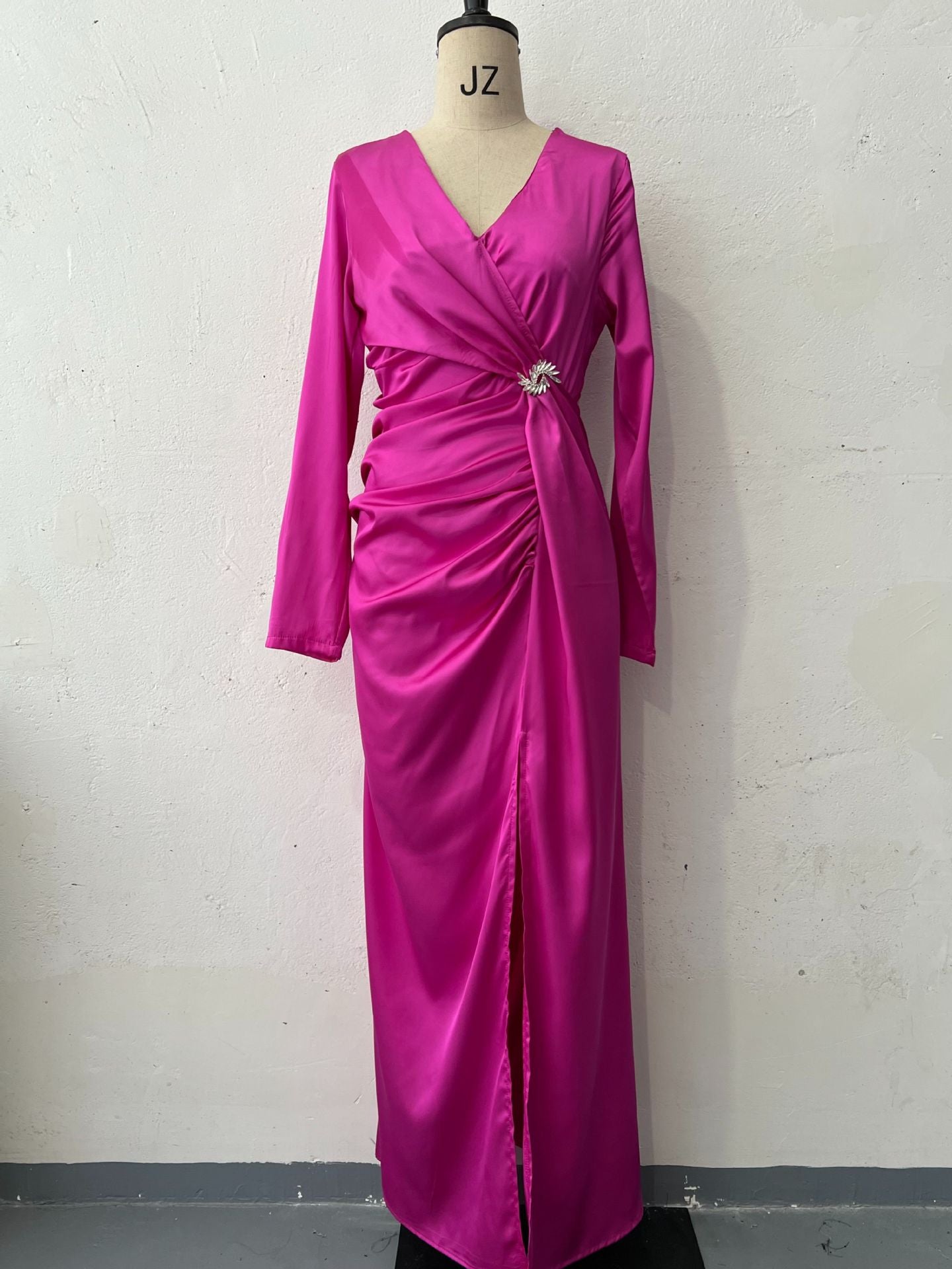 Summer V-Neck Solid Color Long-Sleeved Slim Women's Long Dress 11