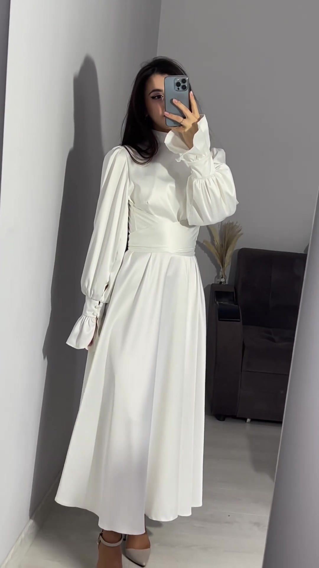 Spring And Autumn Long Sleeve Slim Waist Puff Sleeve Solid Color Satin Dress 7