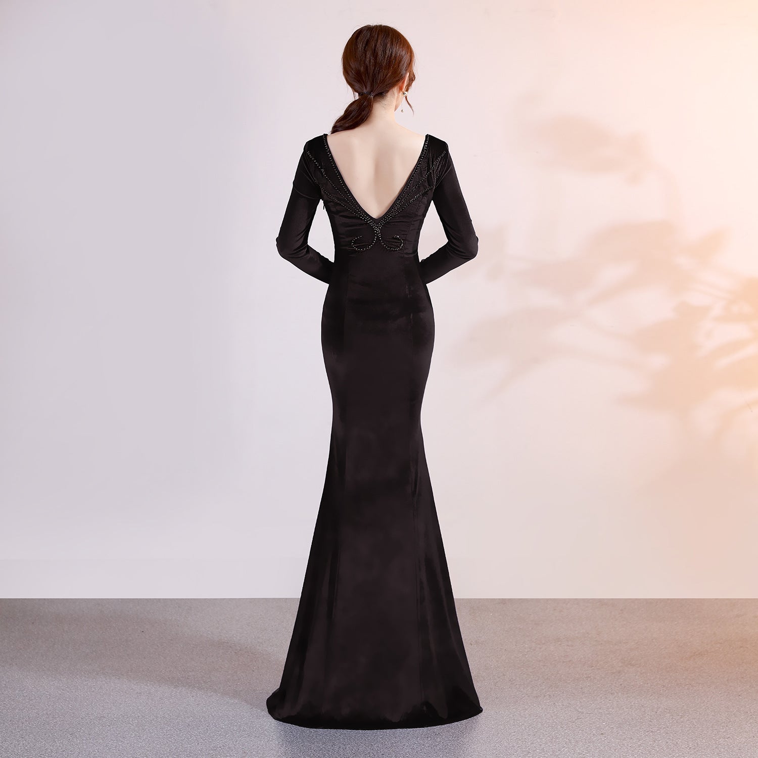 Women Long-Sleeved Velvet Evening Dress Formal Party Autumn And Winter Long Fishtail Party Dress 8