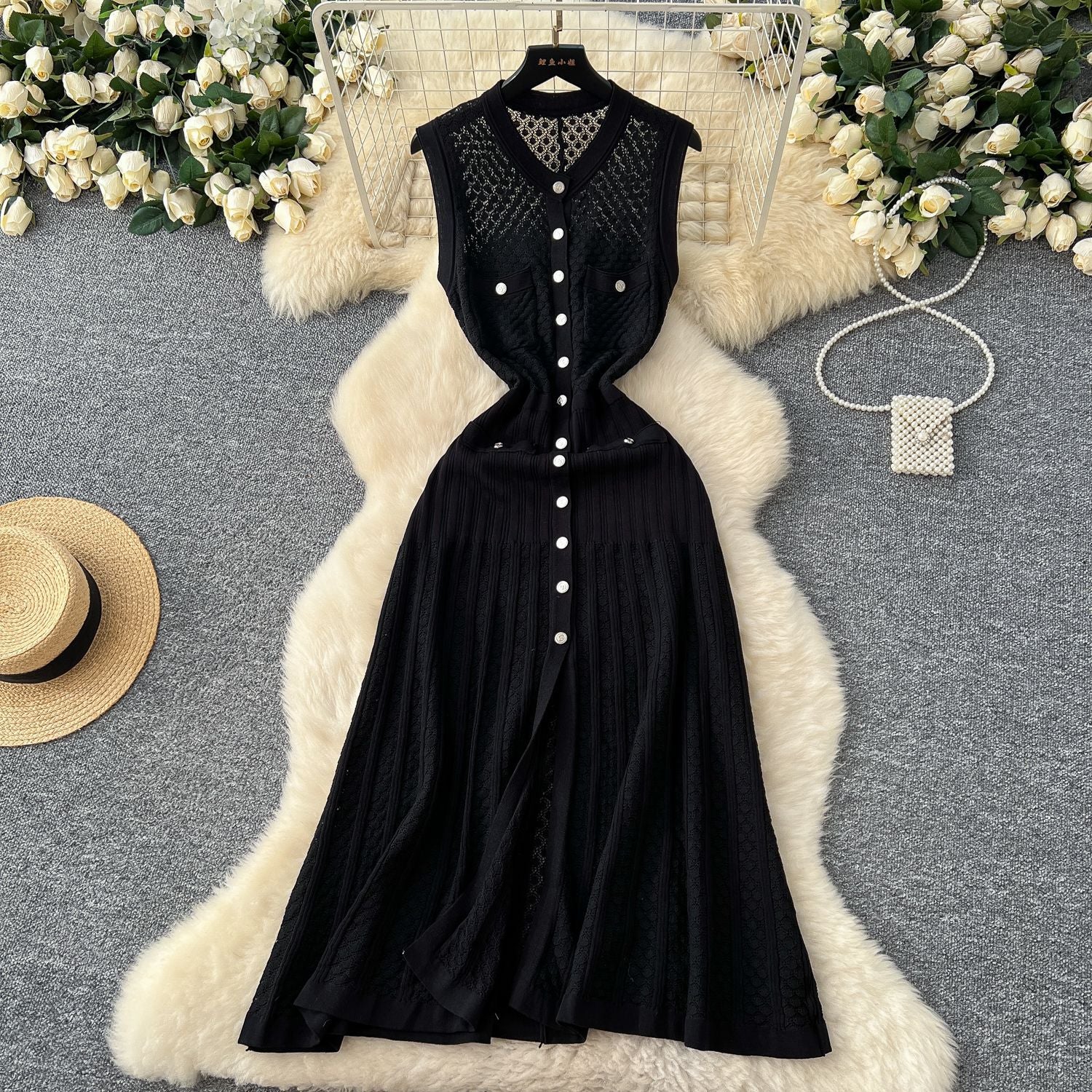 Women Retro V-Neck Sleeveless Hollow Knitting Dress