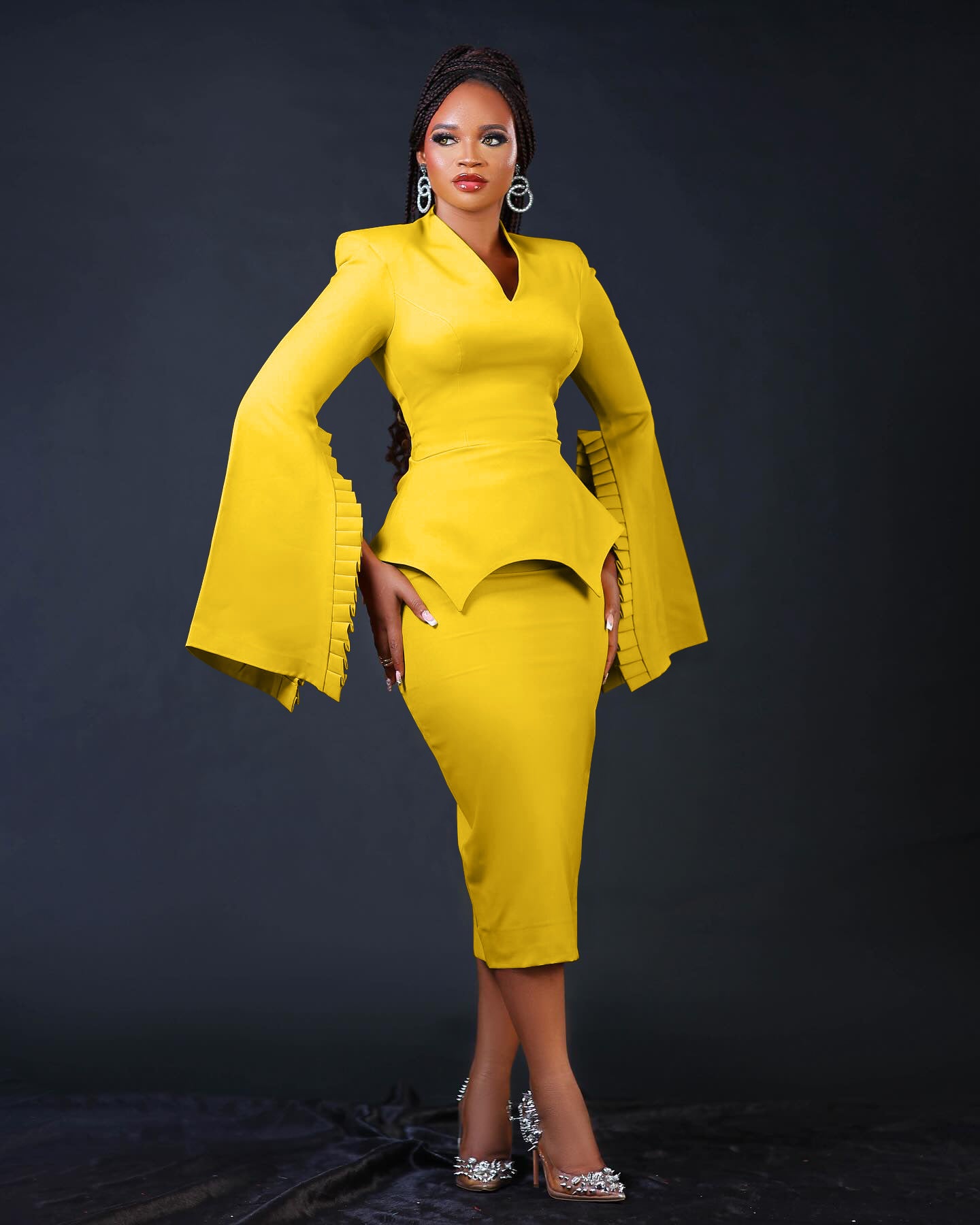 Women Solid Pleated Swing Sleeve V-Neck Dress