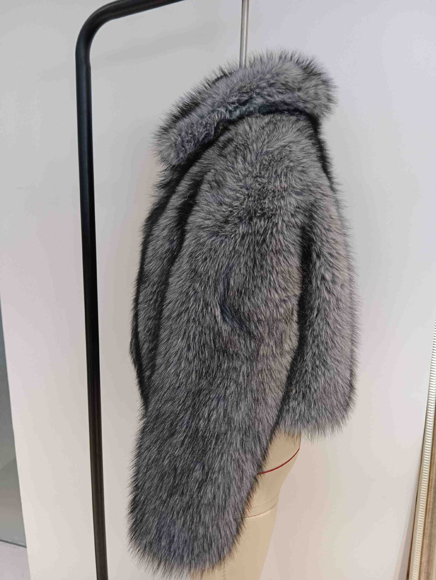 Autumn Winter Faux Fox Fur Turndown Collar Warm Coat Fur Casual Women's Wear 8