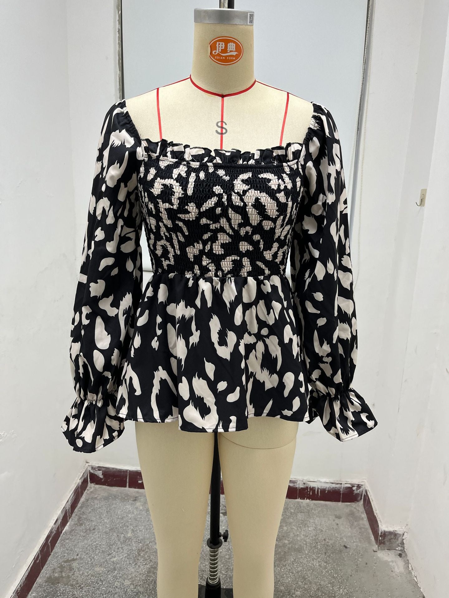 Women Casual Ruffle Edge Square Neck Leopard Print Long Sleeve Top 18