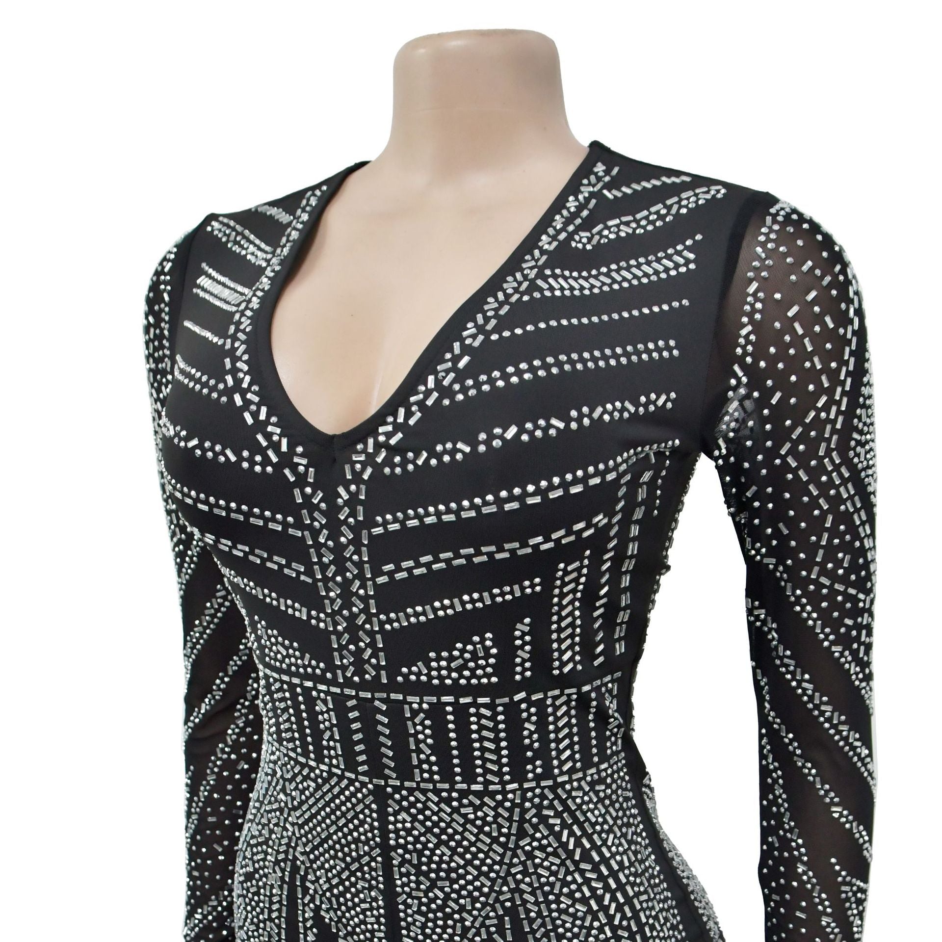 Women Solid V Neck Beaded Long Sleeve Jumpsuit 9