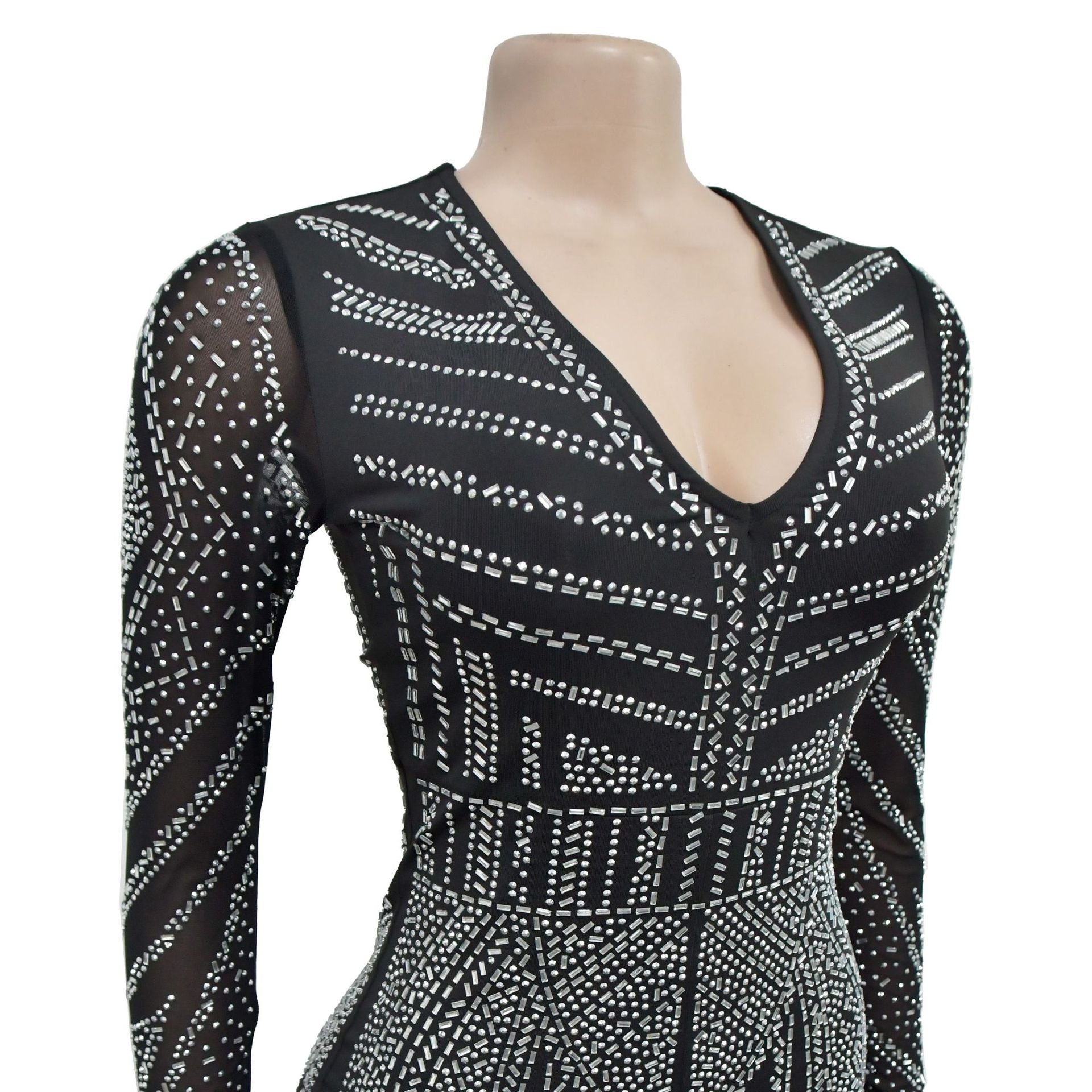 Women Solid V Neck Beaded Long Sleeve Jumpsuit 10