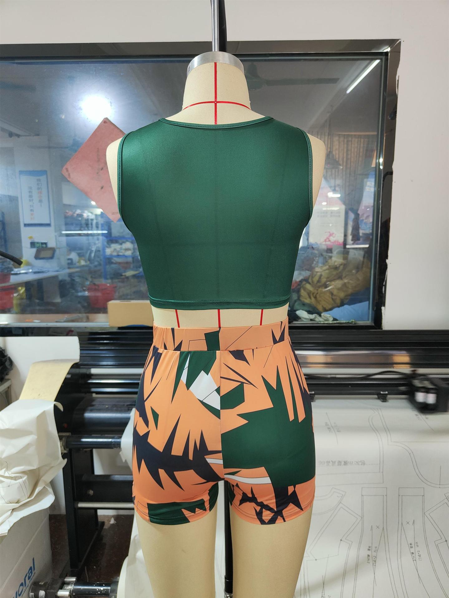 Casual Ladies' Hawaiian Beach Holidays Digital Print Tank Shorts Two-Piece Set 19