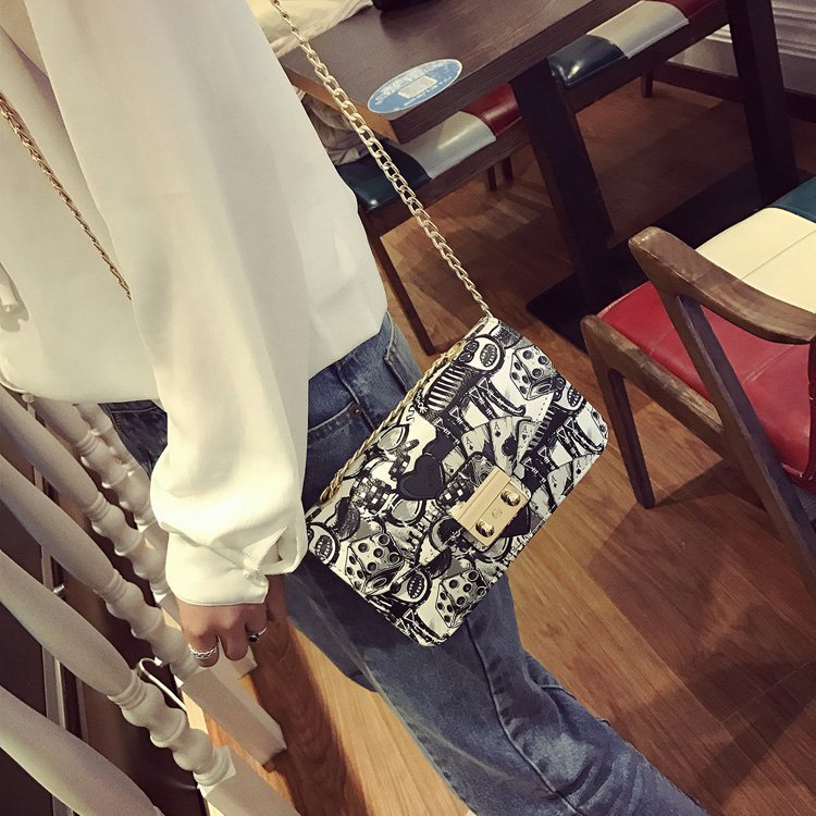 BamBam Fashion Printed Small Square Bag Graffiti Women's Style Chain Bag Crossbody Shoulder Bag - BamBam