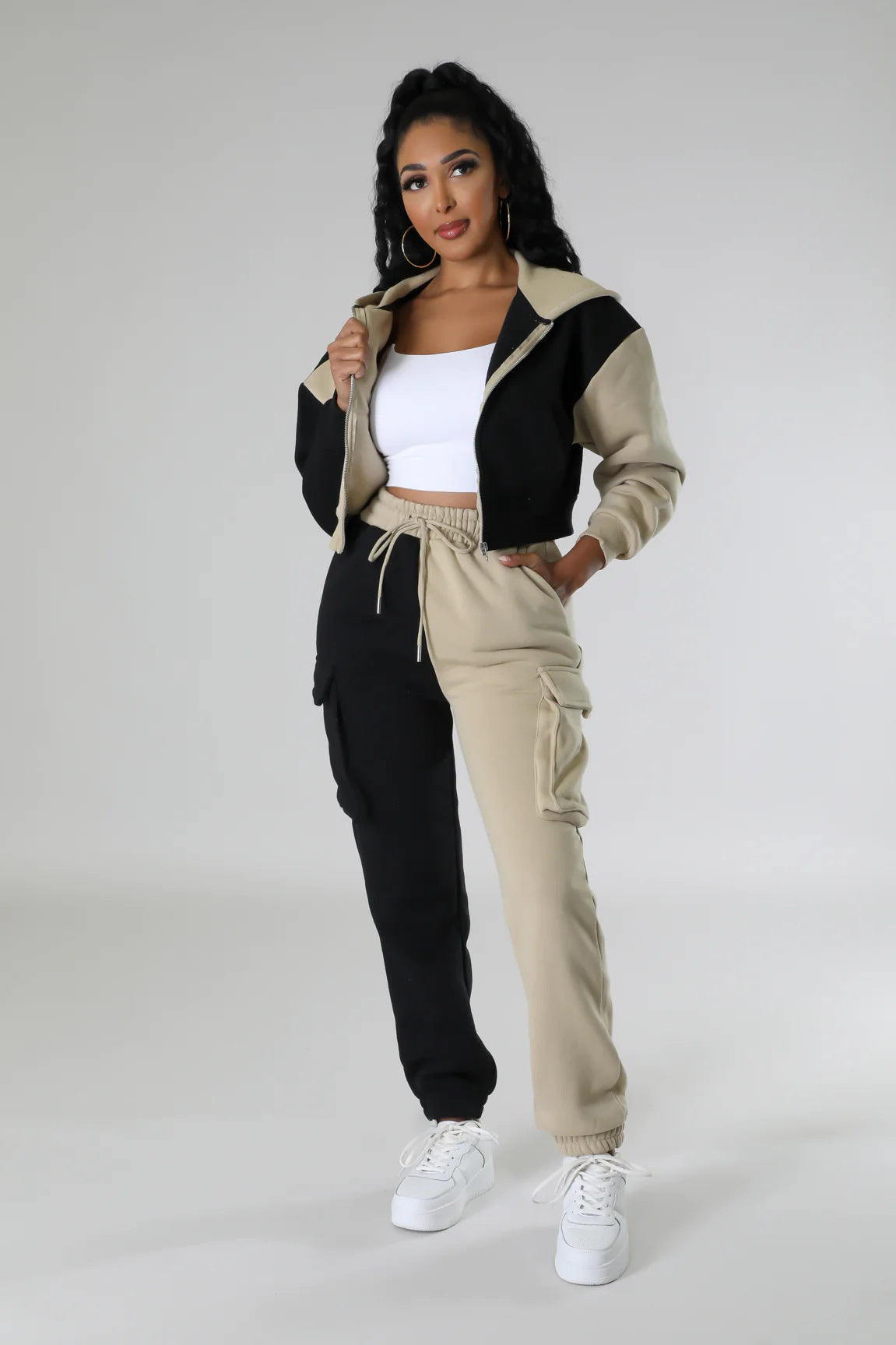 BamBam Women Colorblocked Velvet Pocket Hoodies and Pant Casual Sports Two-piece Set - BamBam