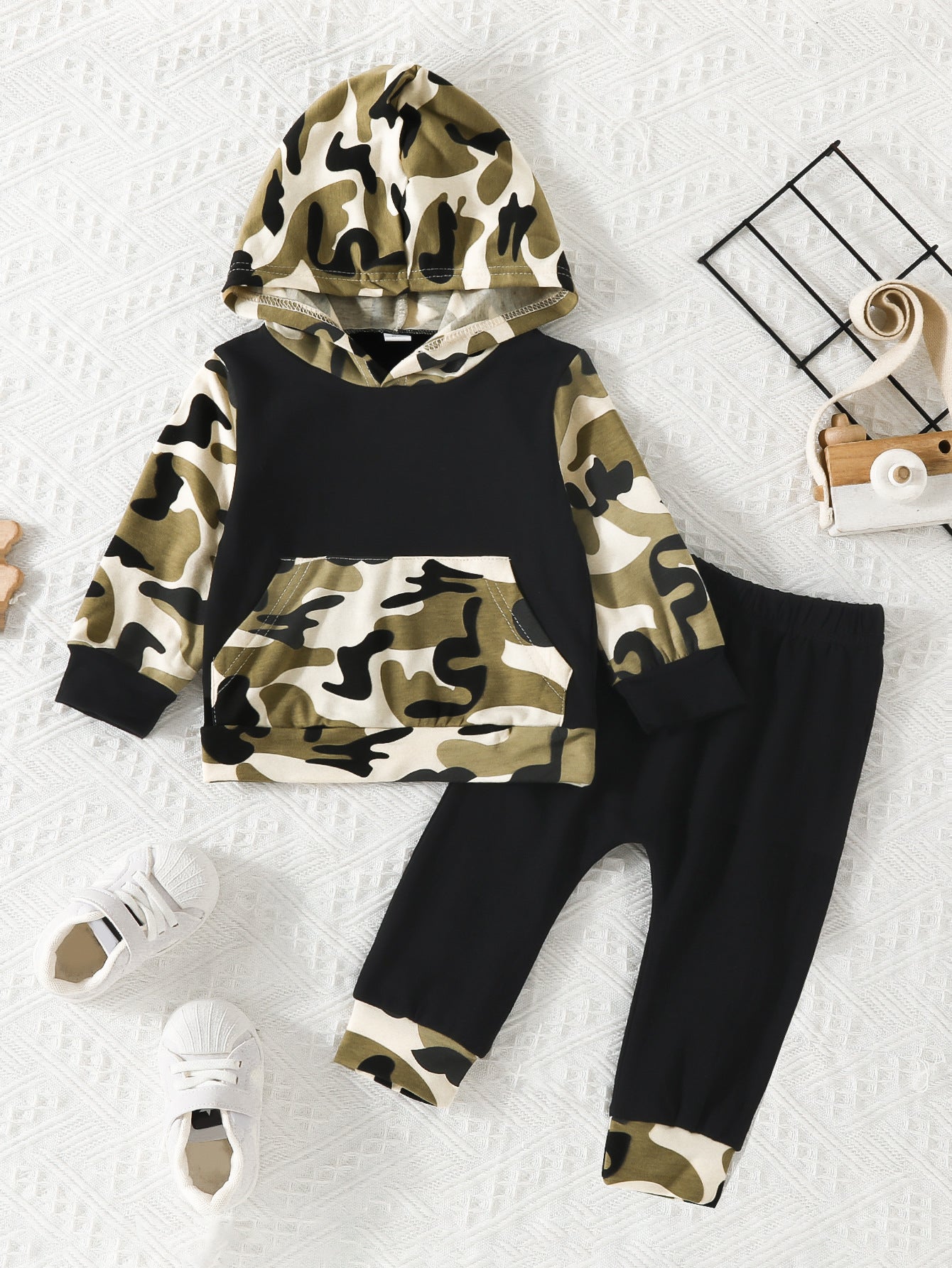 BamBam Boy Scout Green Camouflage Hooded Top + Pants Two-piece Set - BamBam